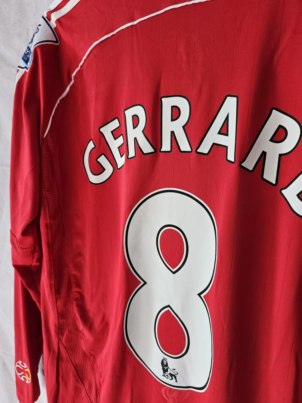 Other 2010 2011 Liverpool #8 Steven Gerrard Jersey M Size US M / EU 48-50 / 2 - 4 Thumbnail