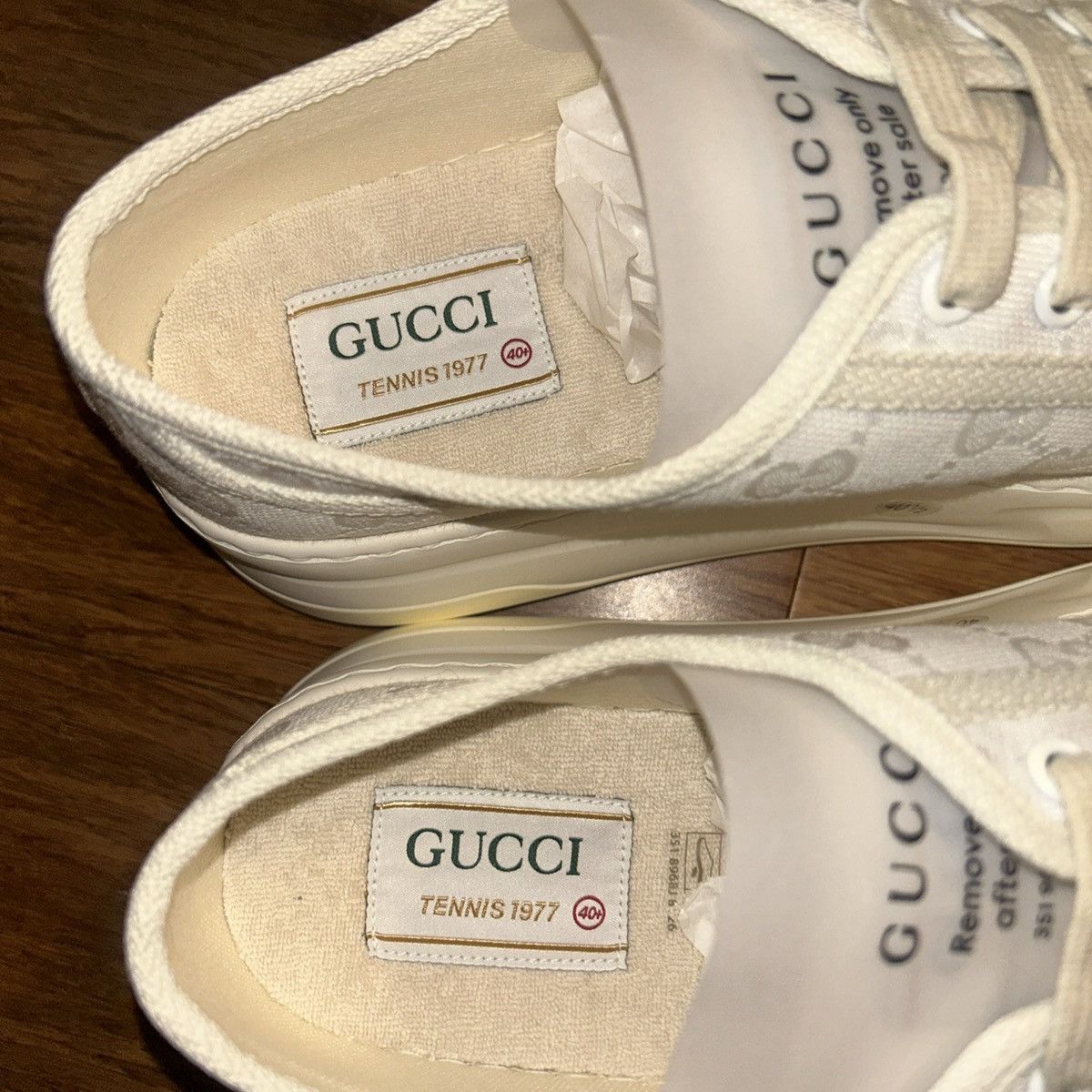 Gucci Gucci Tennis 1977 GG Logo Embroidery Sneaker Great White Size US 10.5 / IT 40.5 - 9 Thumbnail