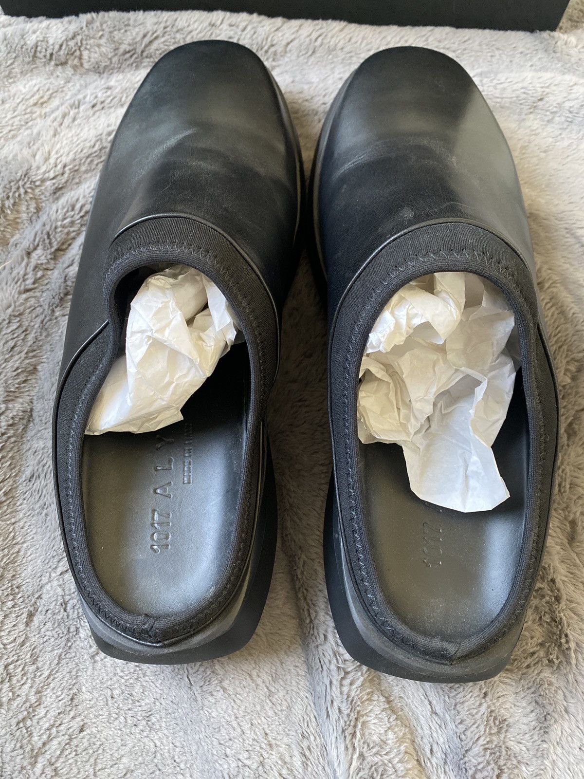 1017 ALYX 9SM 1017 Alyx 9sm leather mono slip on Size US 9.5 / EU 42-43 - 4 Thumbnail