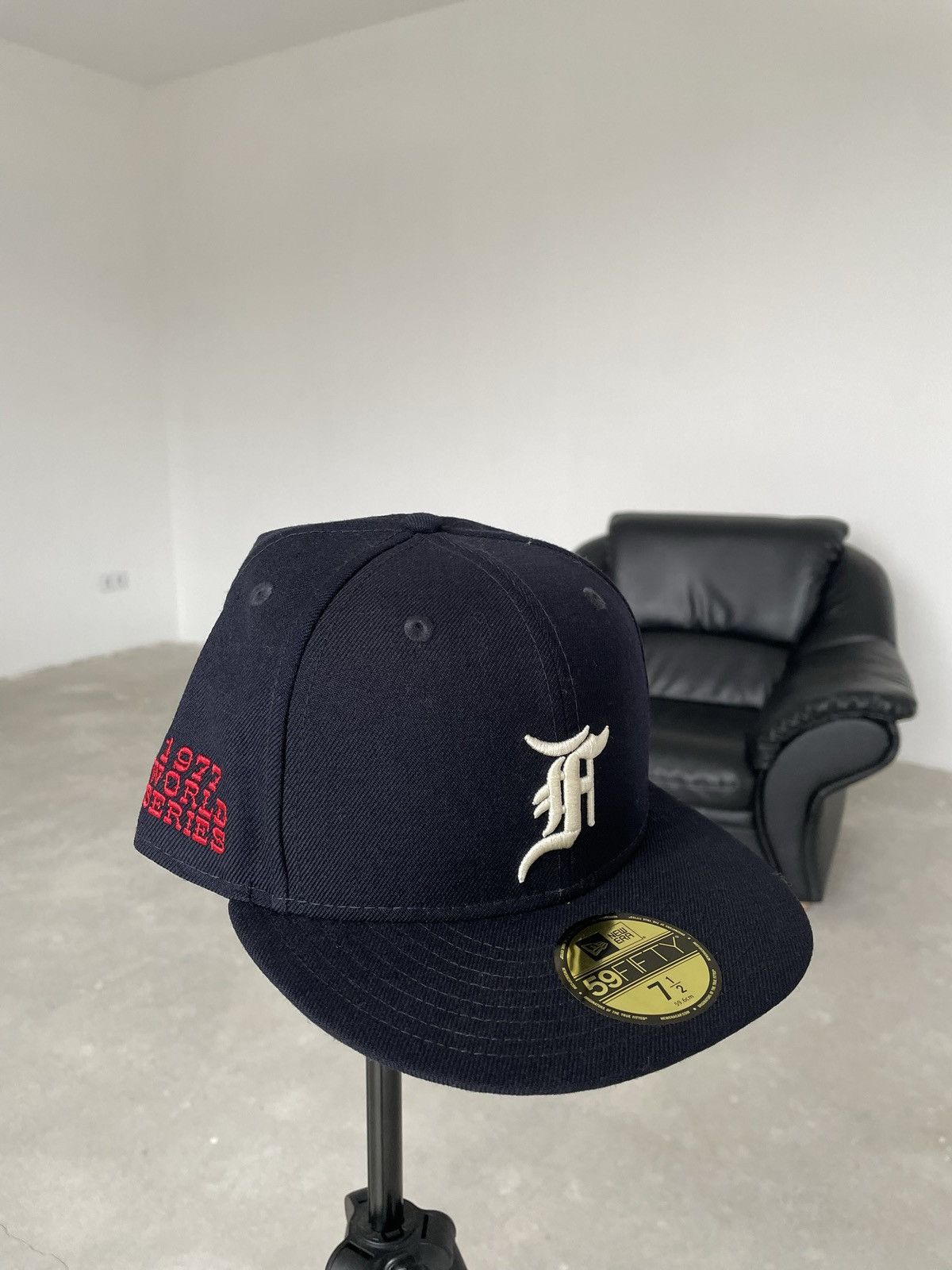 帽子 fear of god essentials NEW ERA 7 1/2 Essentials × Fear of God × New Era NAVY ESSENTIALS FEAR OF