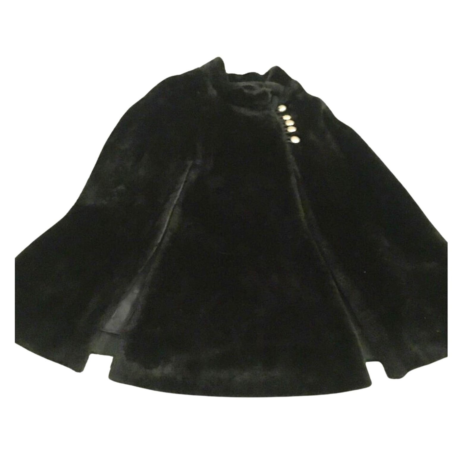 Vintage Rare Vintage Faux Fur Cape, Silver Buttons, 1970s Size M / US 6-8 / IT 42-44 - 6 Thumbnail