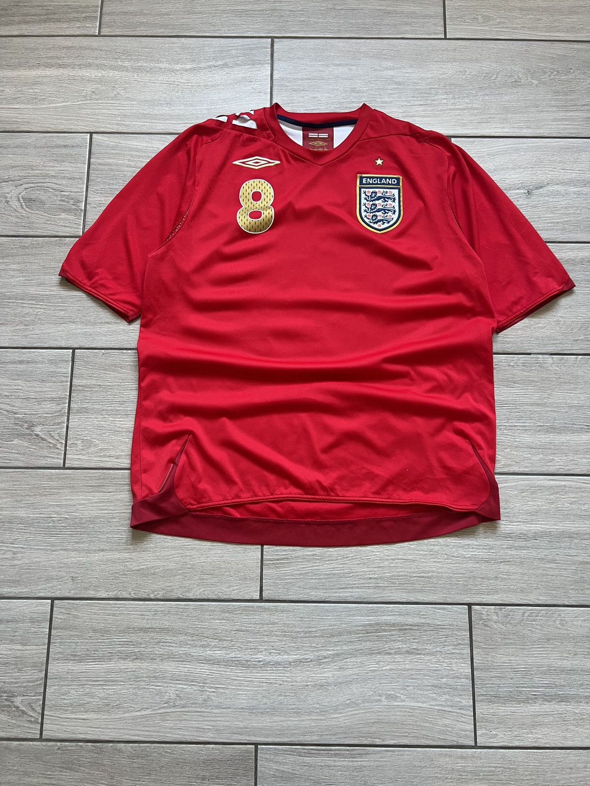 Vintage ENGLAND FOOTBALL 2006s UMBRO VINTAGE SPORT SOCCER JERSEY Size US L / EU 52-54 / 3 - 4 Thumbnail