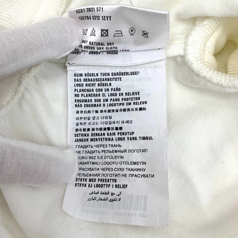 Prada Prada White triangle embossed round-neck short-sleeved T-sh Size S / US 4 / IT 40 - 8 Thumbnail