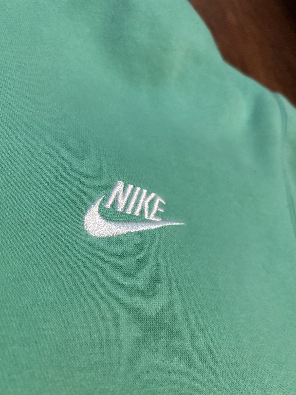 Nike Nike Sportswear Club light green hoodie Size US L / EU 52-54 / 3 - 2 Thumbnail