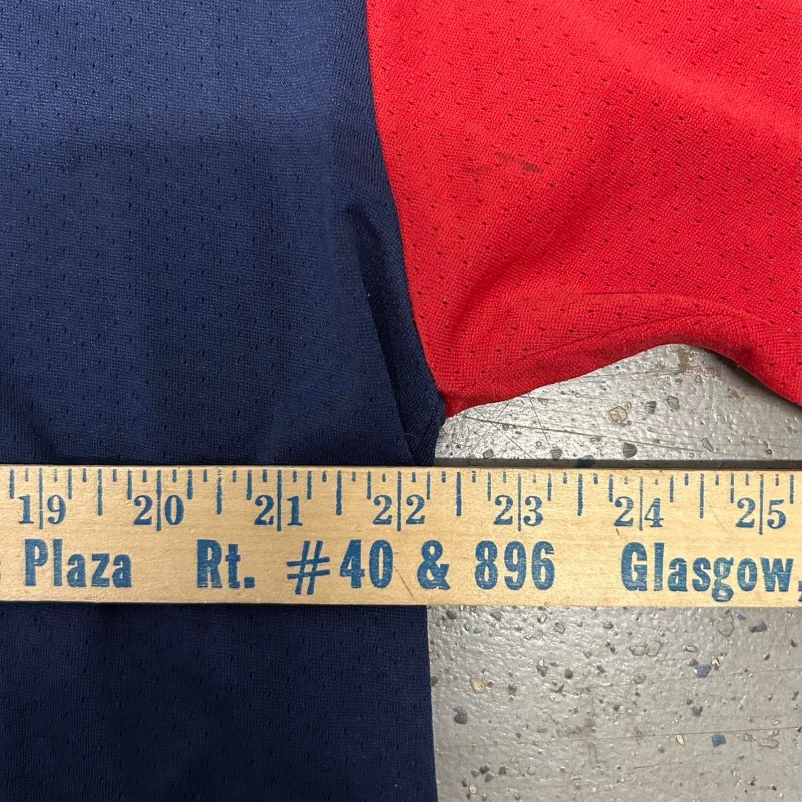 Other VTG 1990s Atlanta Braves navy and red cotton jersey Size US XL / EU 56 / 4 - 4 Thumbnail