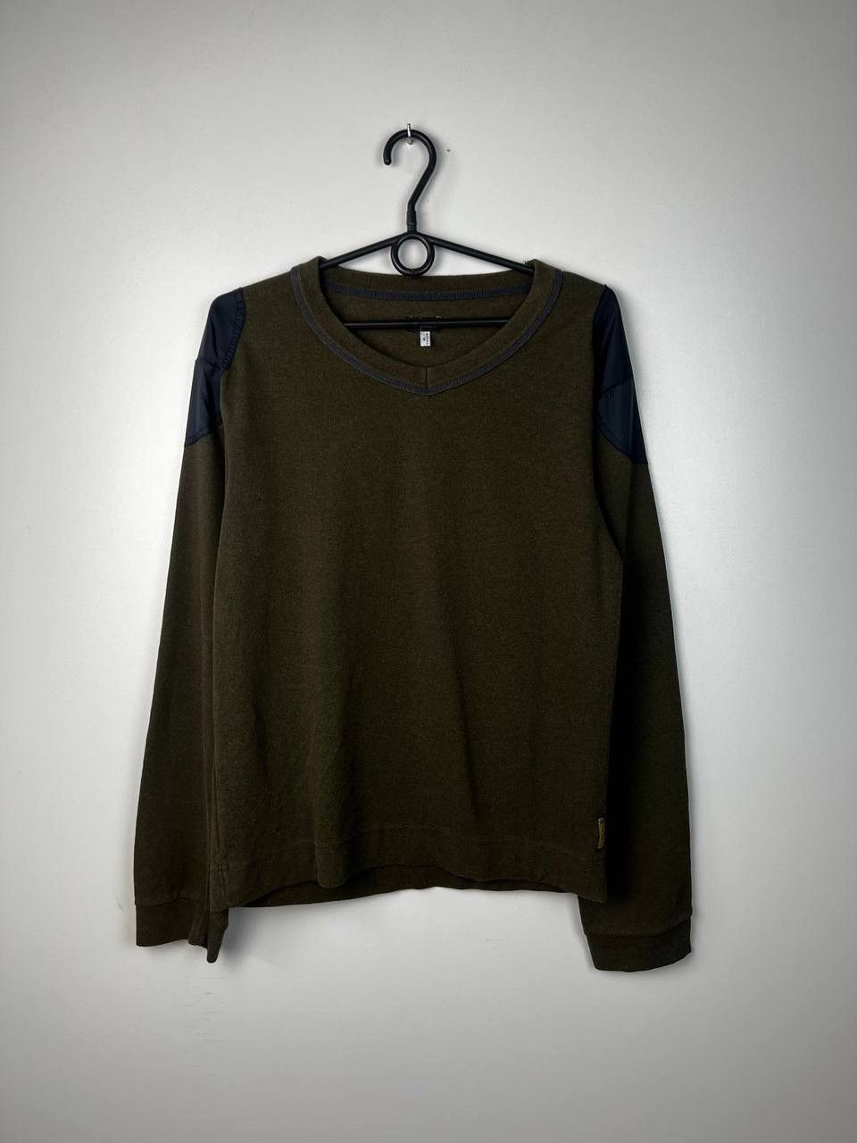 Armani Armani Jeans vintage sweatshirt size M Size US M / EU 48-50 / 2 - 1 Thumbnail