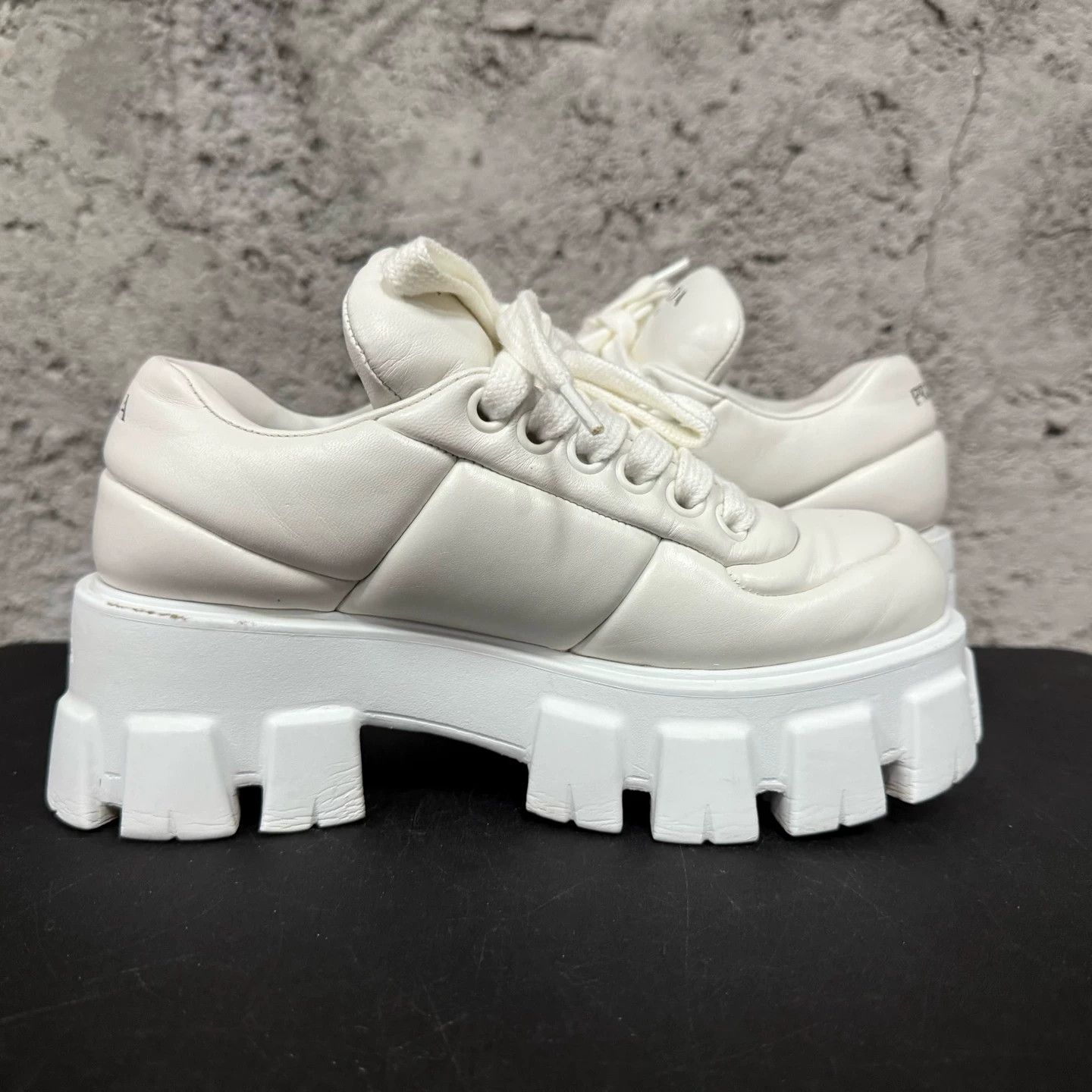 Prada Prada Triangle Logo Platform Sneakers 36 Used Size US 5.5 / IT 35.5 - 4 Thumbnail