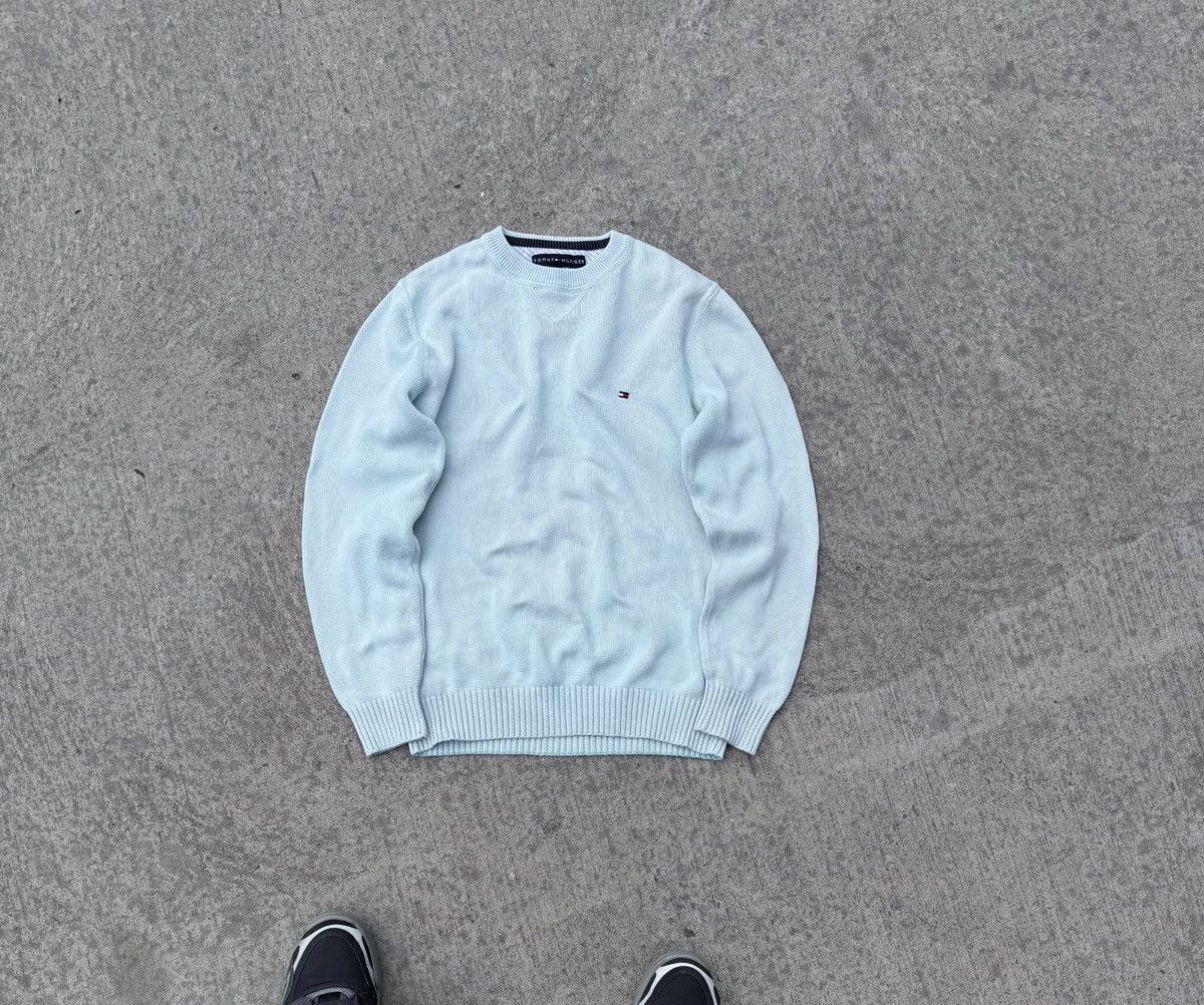 Other Vintage Tommy Hilfiger Y2K streetwear sweater Size US S / EU 44-46 / 1 - 1 Thumbnail