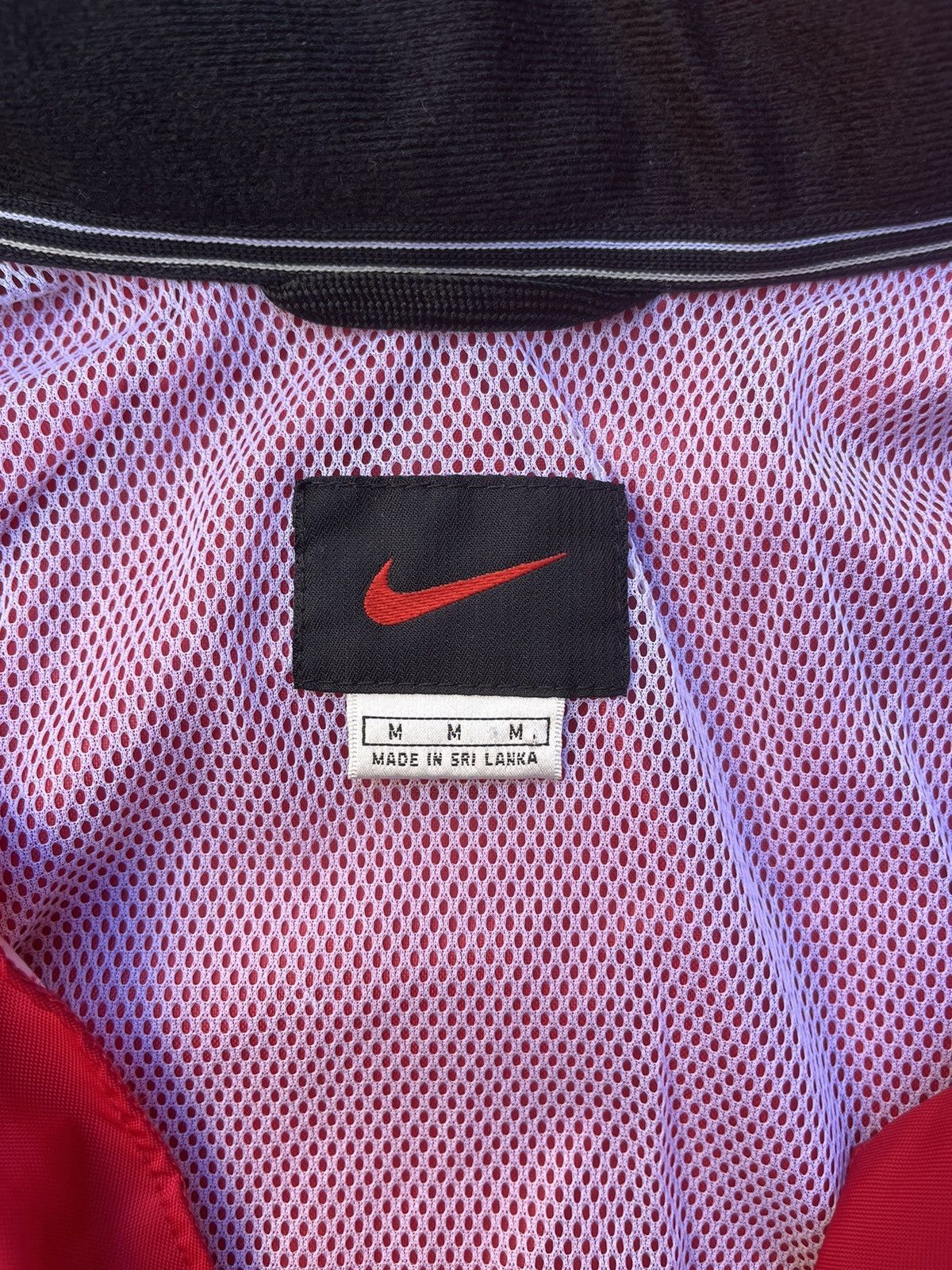 Nike × Vintage Vintage 90s Nike Light Jacket with Packable Hood Size US M / EU 48-50 / 2 - 3 Thumbnail