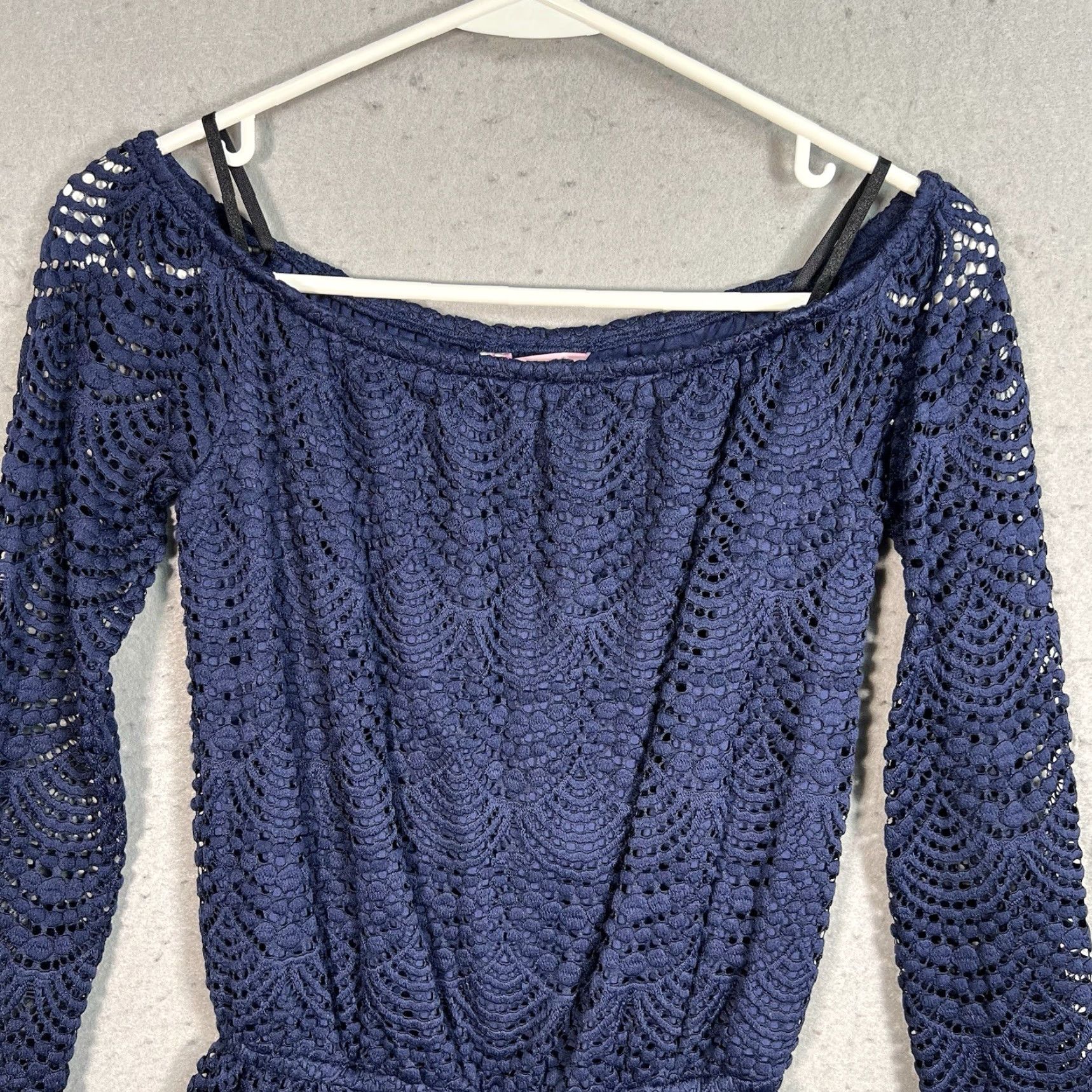 Lilly Pulitzer Lilly Pulitzer Romper Skort Adult Womens XXS Blue Lace Scalloped Shell 3/4 Sleeve Womens Size 24" / US 00 / IT 34 - 4 Thumbnail