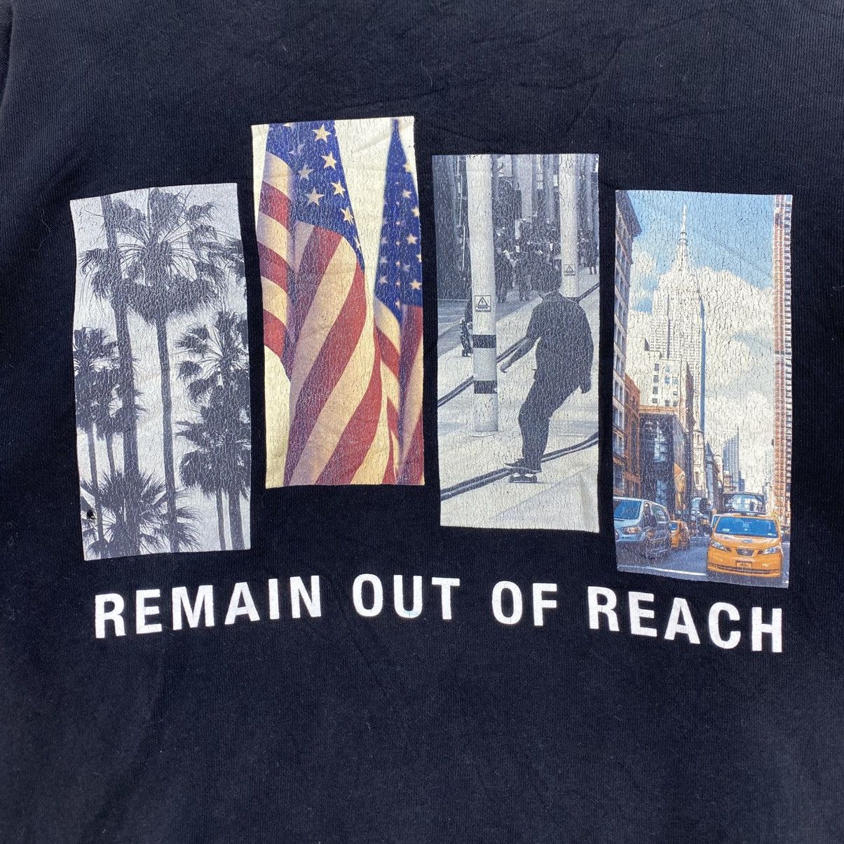 Japanese Brand 🫶 AZUL by moussy "REMAIN OUT OF REACH" crewneck sweatshirt Size US M / EU 48-50 / 2 - 5 Thumbnail