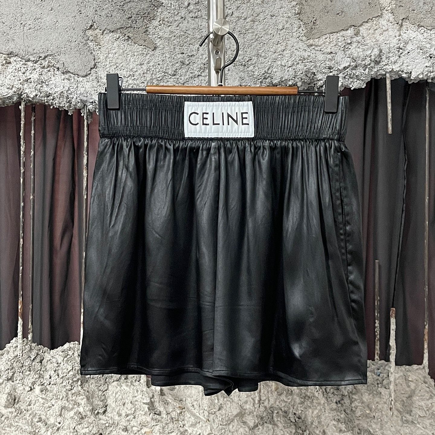 Celine CELINE Logo Patch Satin Shorts Size 36 Size 26" / US 2 / IT 38 - 1 Thumbnail