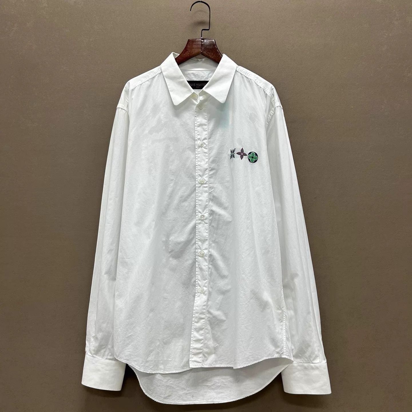 Louis Vuitton White Long Sleeve Button-Up Shirt Size US S / EU 44-46 / 1 - 1 Thumbnail