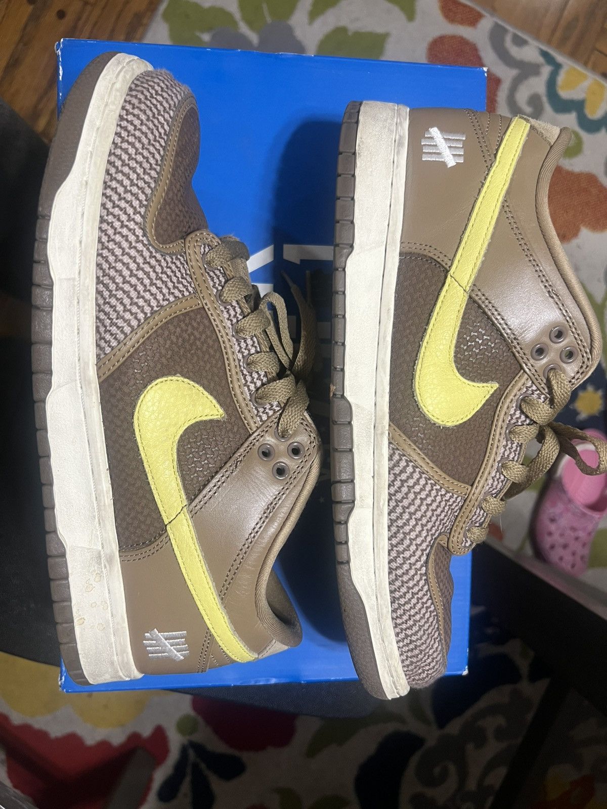 Nike × Undefeated Nike x undefeated sb dunks Size US 9.5 / EU 42-43 - 2 Thumbnail