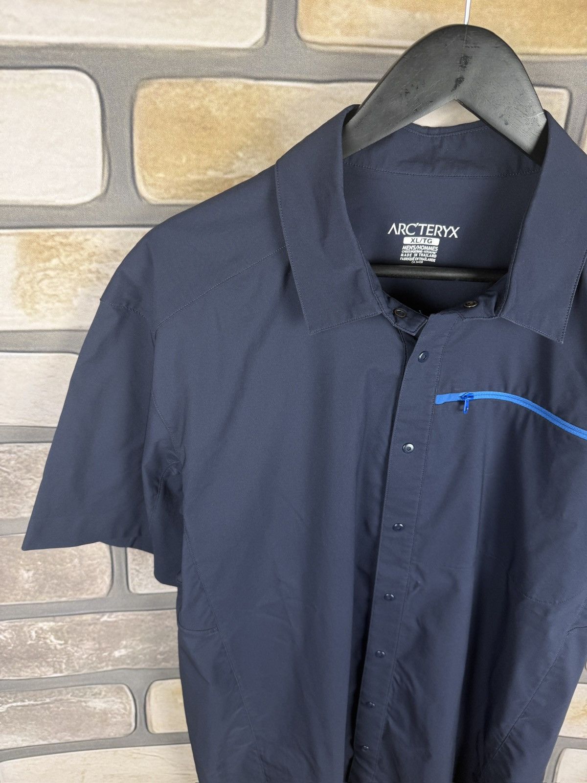 Arc'teryx Very rare arcteryx Arc’teryx oversize shirt Size US L / EU 52-54 / 3 - 4 Thumbnail