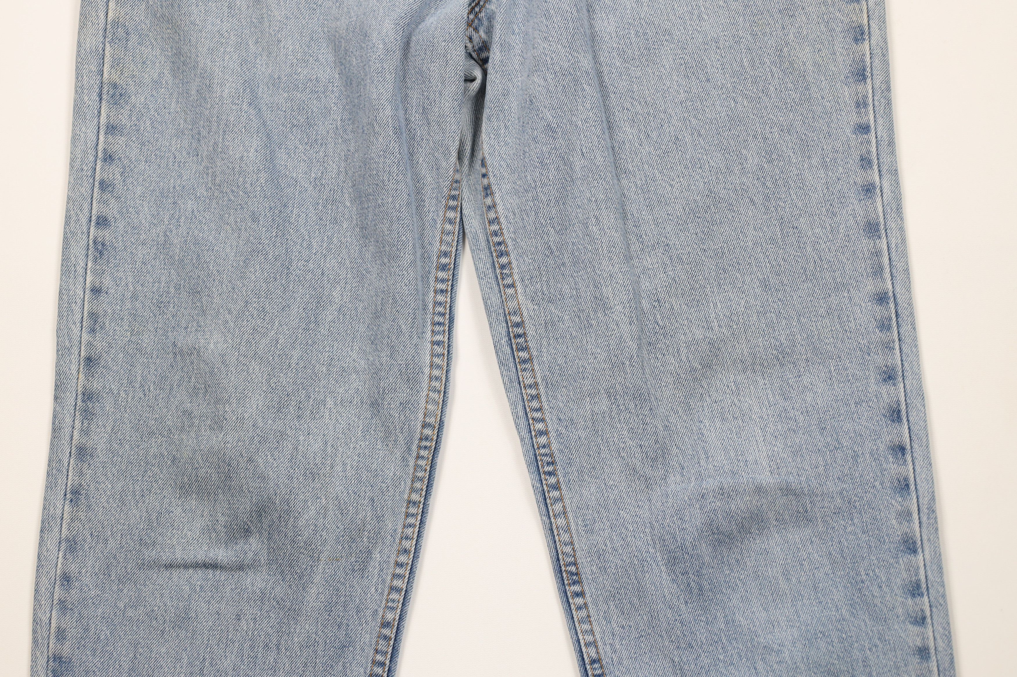 Levi's Vintage 90s Levis 521 Tapered Leg Fit Denim Jeans Blue Size US 32 / EU 48 - 3 Thumbnail