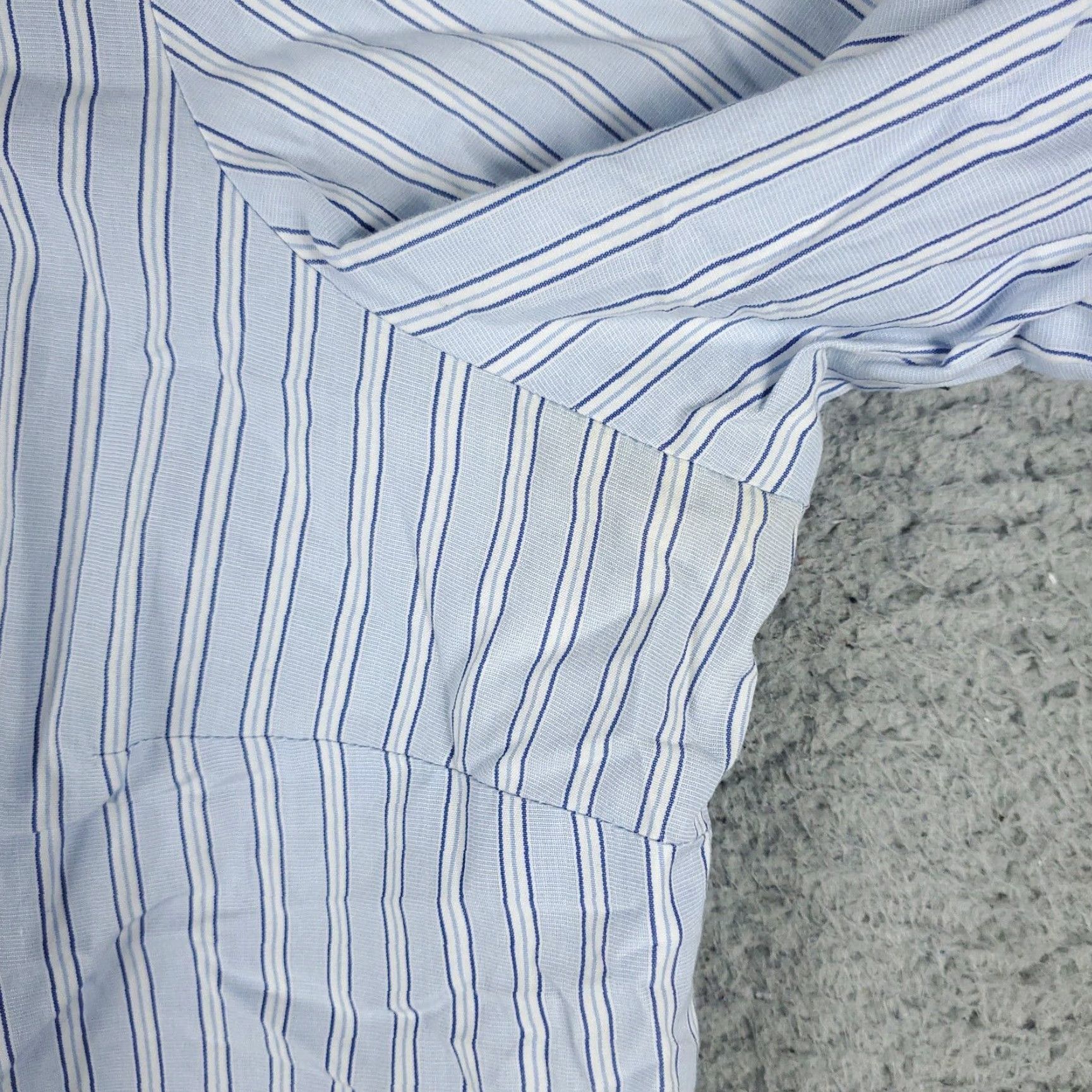 Tommy Hilfiger Tommy Hilfiger Women's Button-Up Shirt Size 14 Blue Striped Long Sleeve Casual Modern Preppy Size XL / US 12-14 / IT 48-50 - 4 Thumbnail