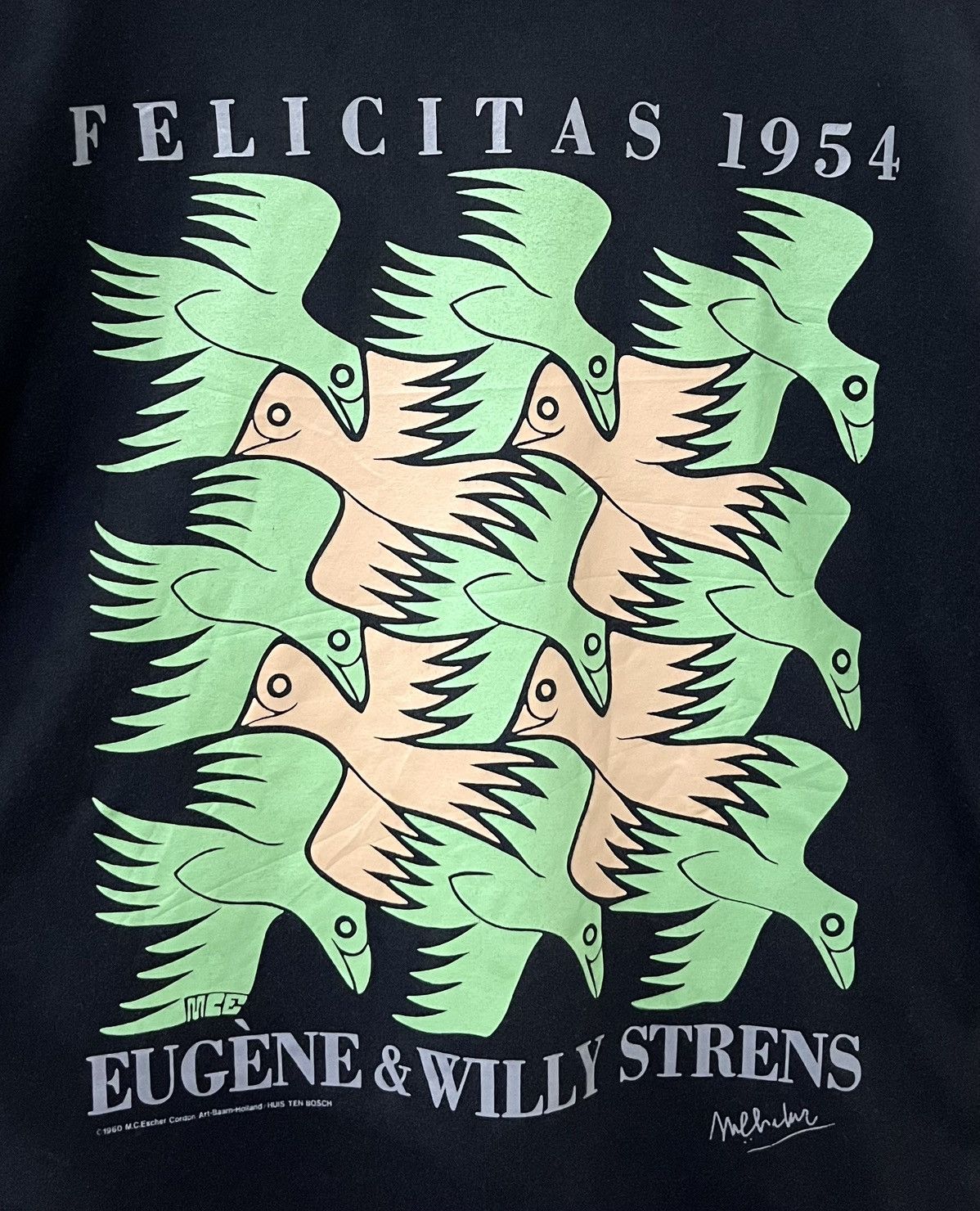 Art Comes First VINTAGE 90s MC ESCHER FELICITAS 1954 DESIGN ARTWORK TSHIRT Size US M / EU 48-50 / 2 - 5 Thumbnail
