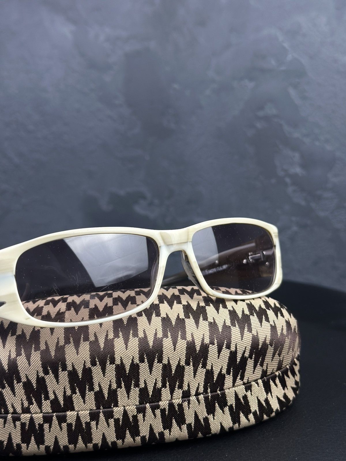 Max Mara Vintage Max Mara Sunglasses Made in Italy Size ONE SIZE - 3 Thumbnail