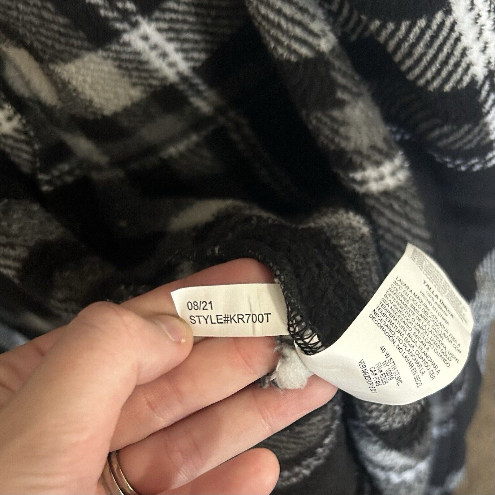 Nautica Nautica sleepwear plush robe plaid white/black One Size Size ONE SIZE - 10 Thumbnail