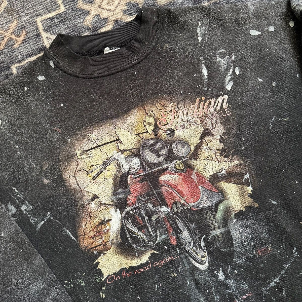 Vintage Vintage thrashed Indian motorcycle sweater XL Size US XL / EU 56 / 4 - 11 Thumbnail