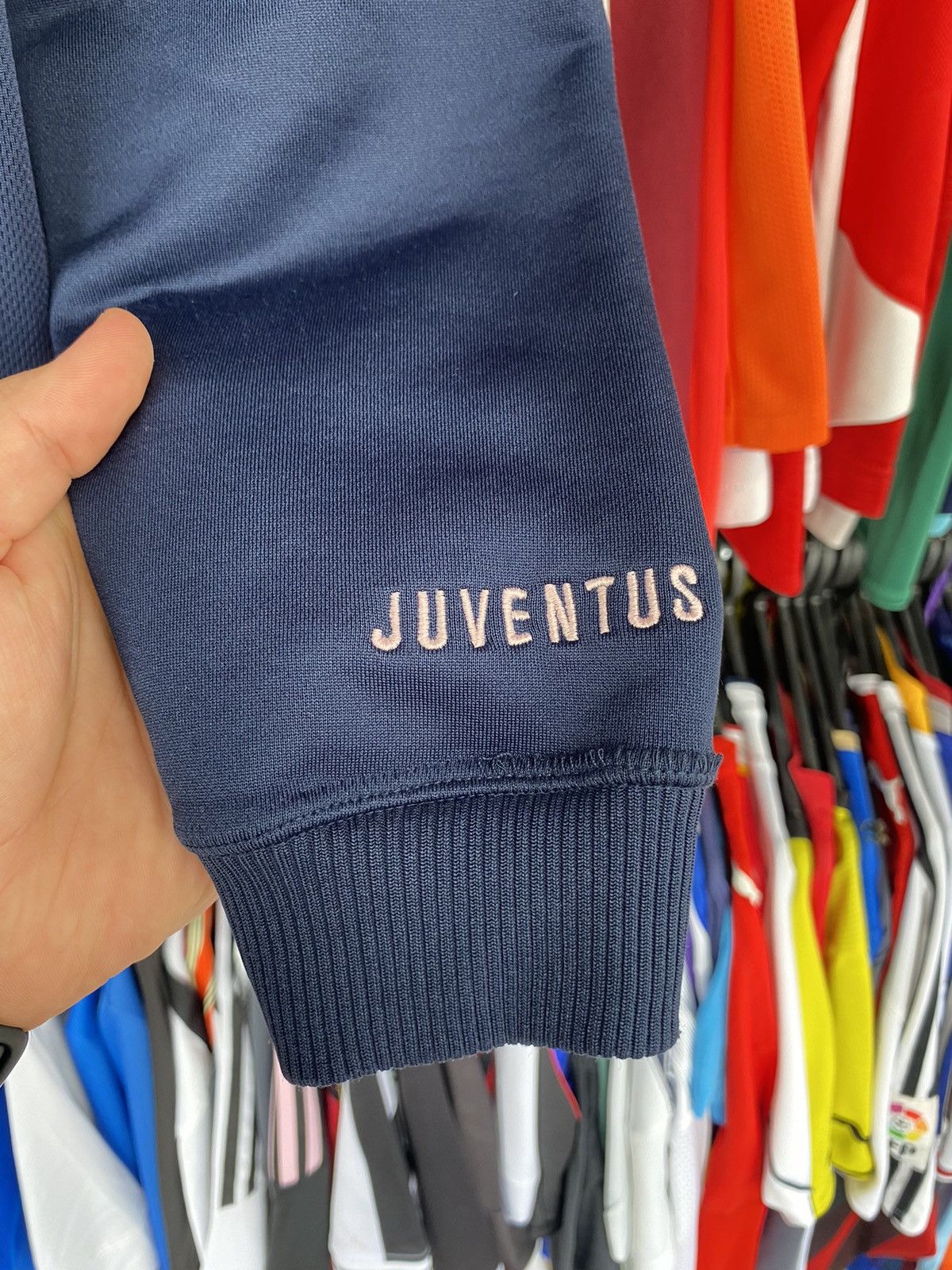 Nike 2004/05 VINTAGE NIKE JUVENTUS FOOTBALL CLUB SWEATSHIRT Size US S / EU 44-46 / 1 - 7 Thumbnail