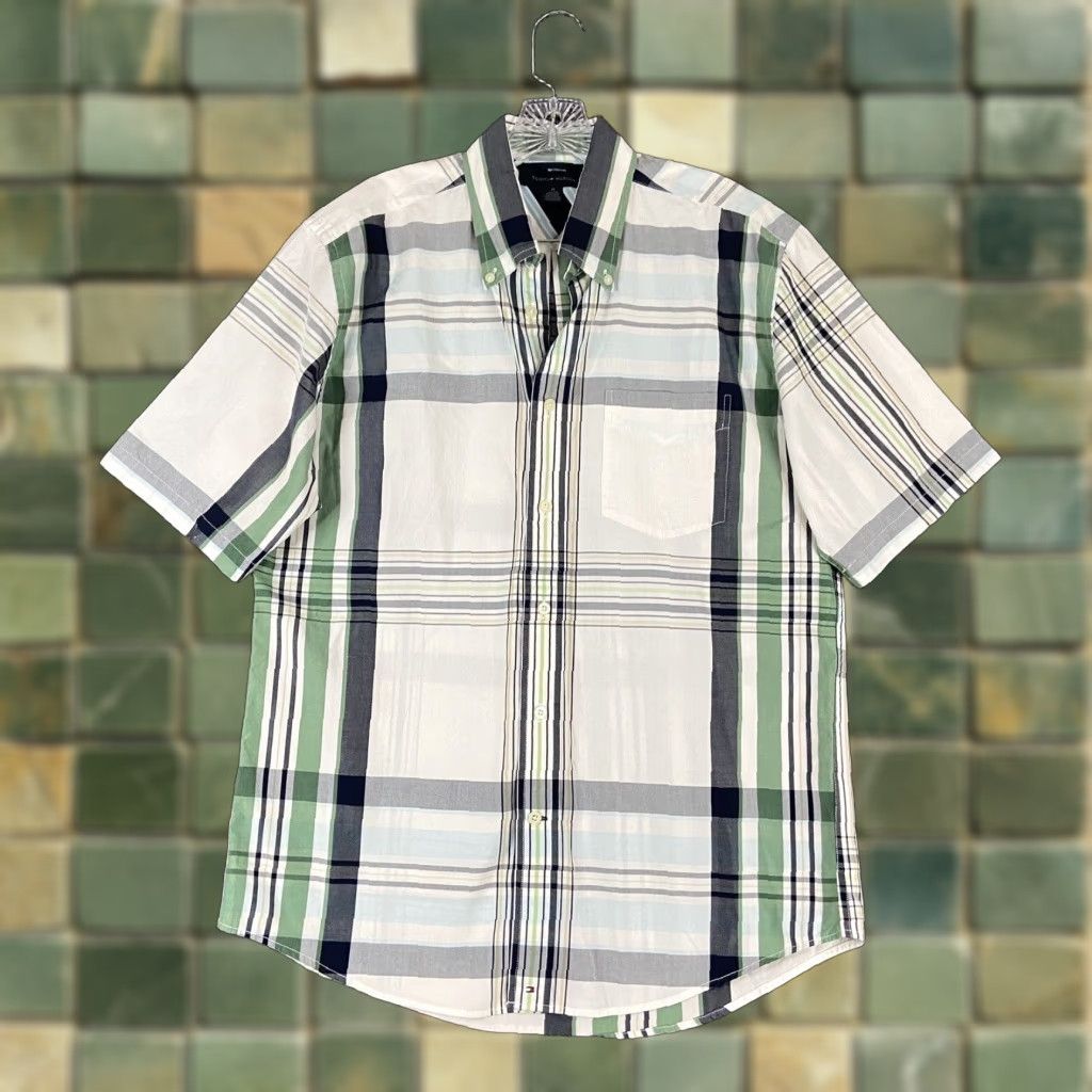 Tommy Hilfiger TOMMY HILFIGER Men's Button-Up Shirt, Size M, Multicolor Plaid, Short Sleeve Size US 31 - 1 Thumbnail