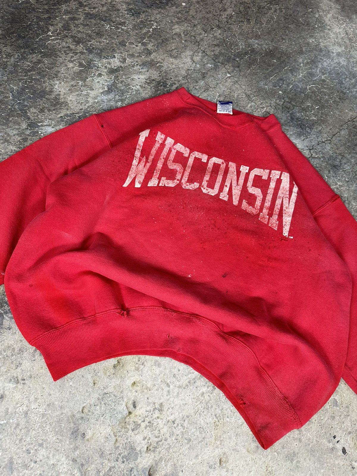 Champion × Vintage Vintage Thrashed Wisconsin Crewneck Size US L / EU 52-54 / 3 - 5 Thumbnail