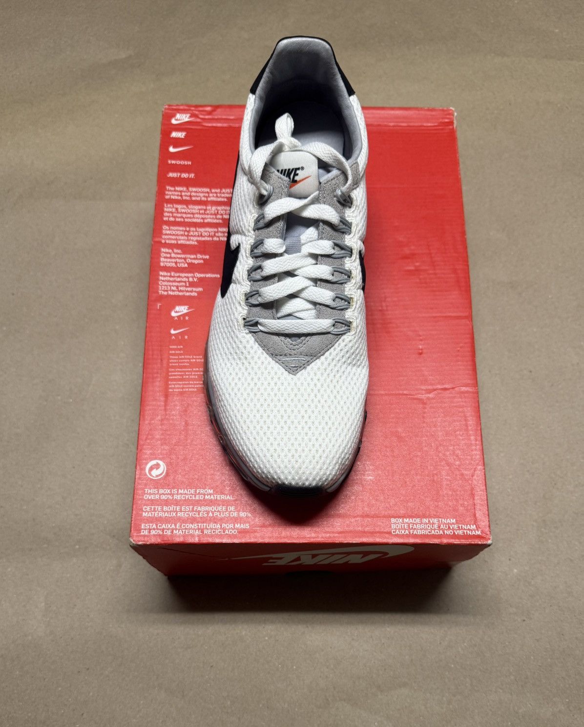 Nike Nike Air Max LD-Zero men’s size 9 running shoe Rare NEW! Size US 9 / EU 42 - 3 Thumbnail
