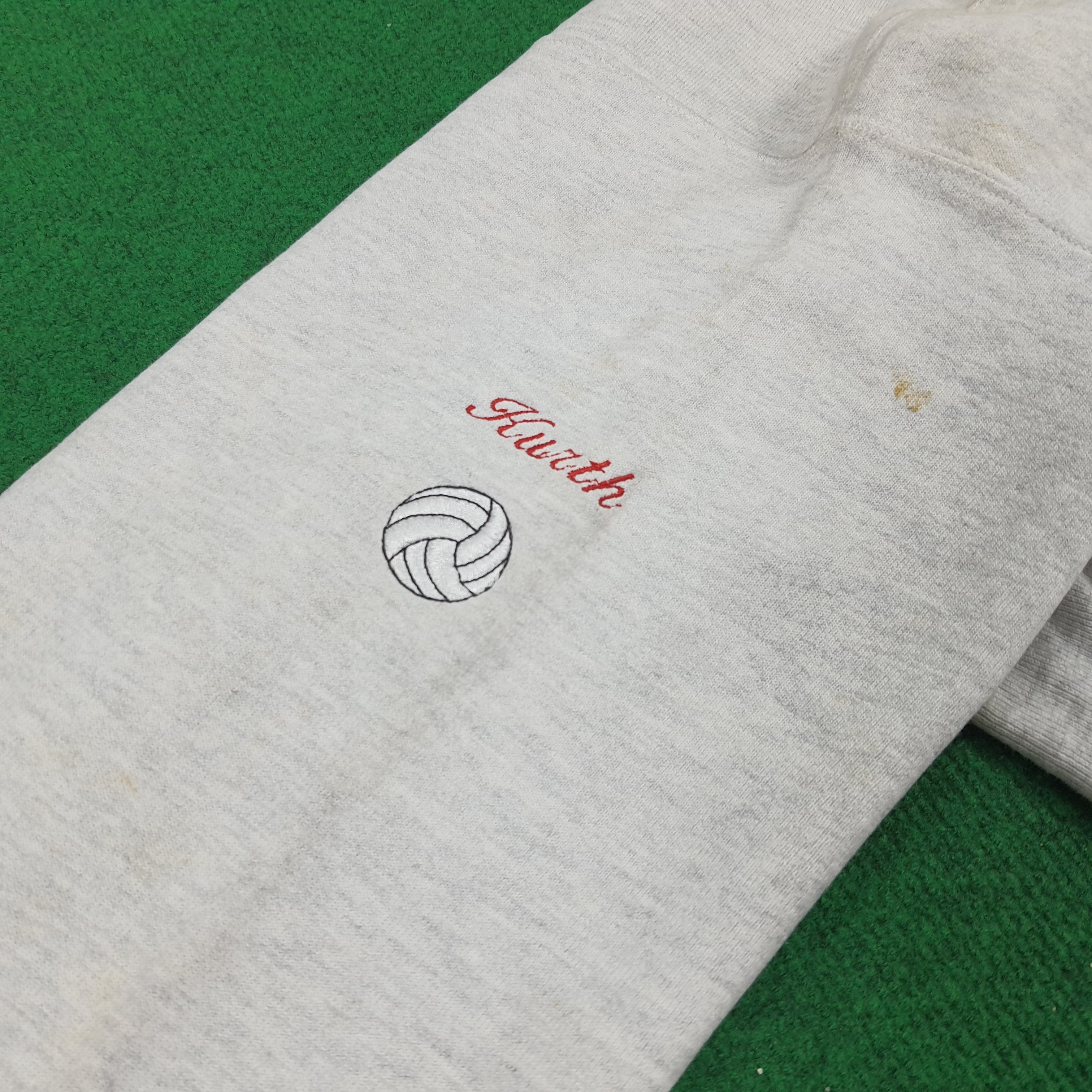 Champion Vintage Visitation Volkeyball Sports Sweatshirts Size US L / EU 52-54 / 3 - 8 Thumbnail