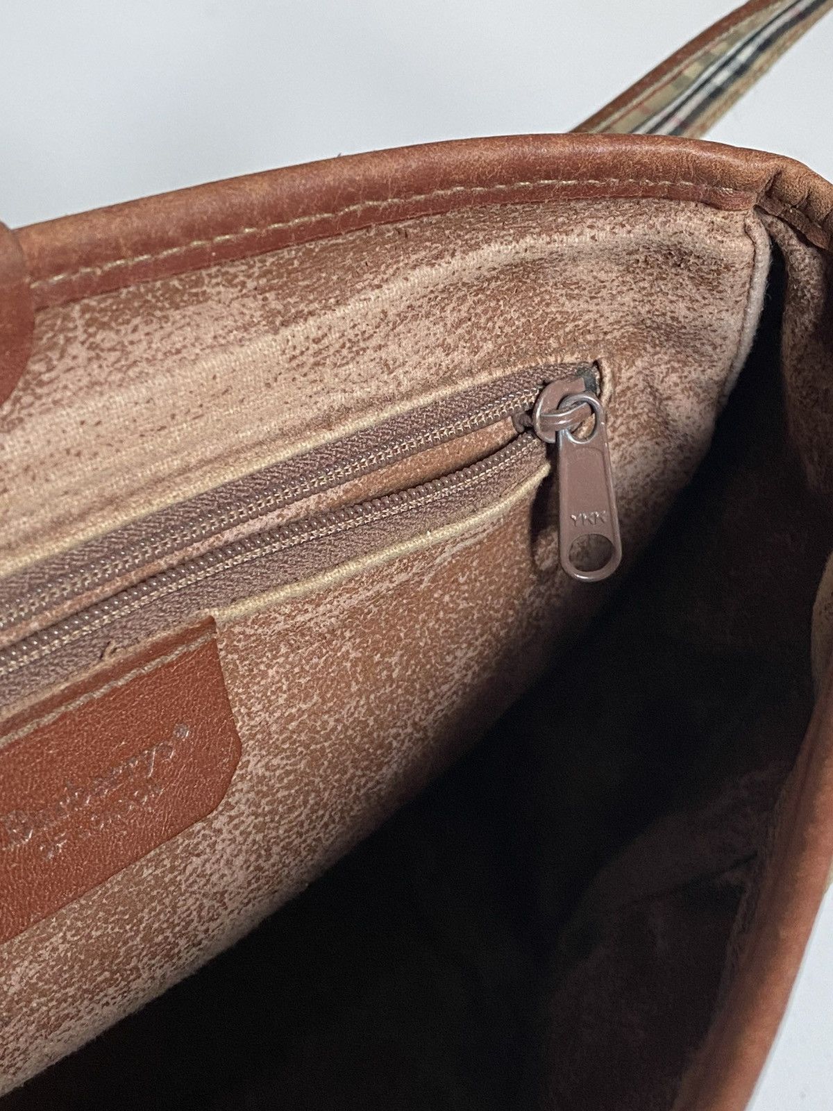 Burberry Burberrys Nova Check Vintage Leather Shoulder Bag Gold Beige Size ONE SIZE - 15 Thumbnail
