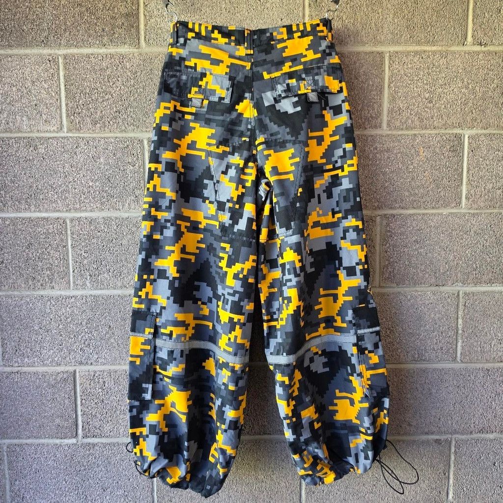 JNCO vintage macgear cargo rave pants Size 34 multi pocket sinche Size US 34 / EU 50 - 3 Thumbnail