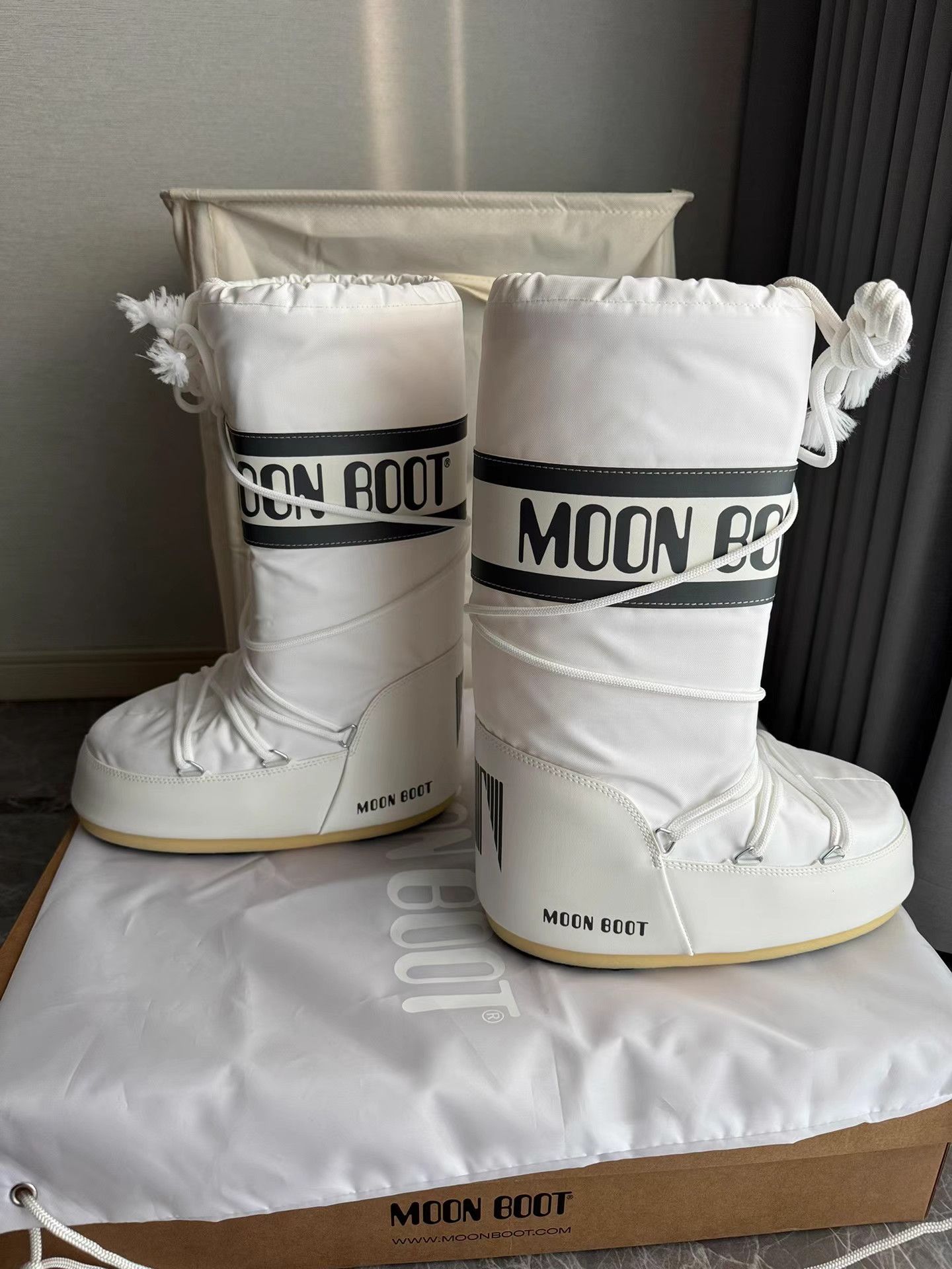 Moon Boot Moon Boot Classic Snow Boots K6 Size US 9 / IT 39 - 5 Thumbnail