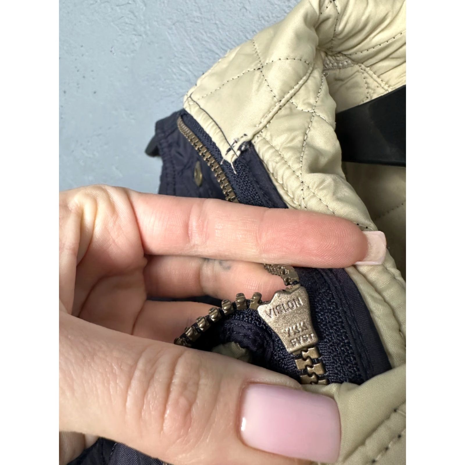 Barbour Barbour Vest Gilet Quilted Barbour Liddesdale Womens Summer UK 14 (L) Blue Quilted Vest Womens Mens Girls Size L / US 10 / IT 46 - 4 Thumbnail