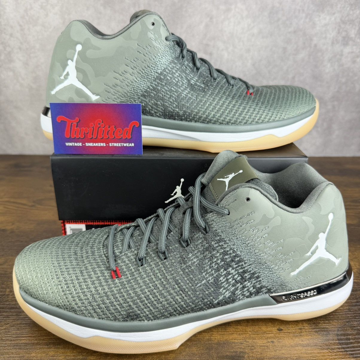 Jordan Brand NEW Sample Air Jordan 31 Low Camo Green Size 12.5 897564-051 Size US 12.5 / EU 45-46 - 1 Thumbnail