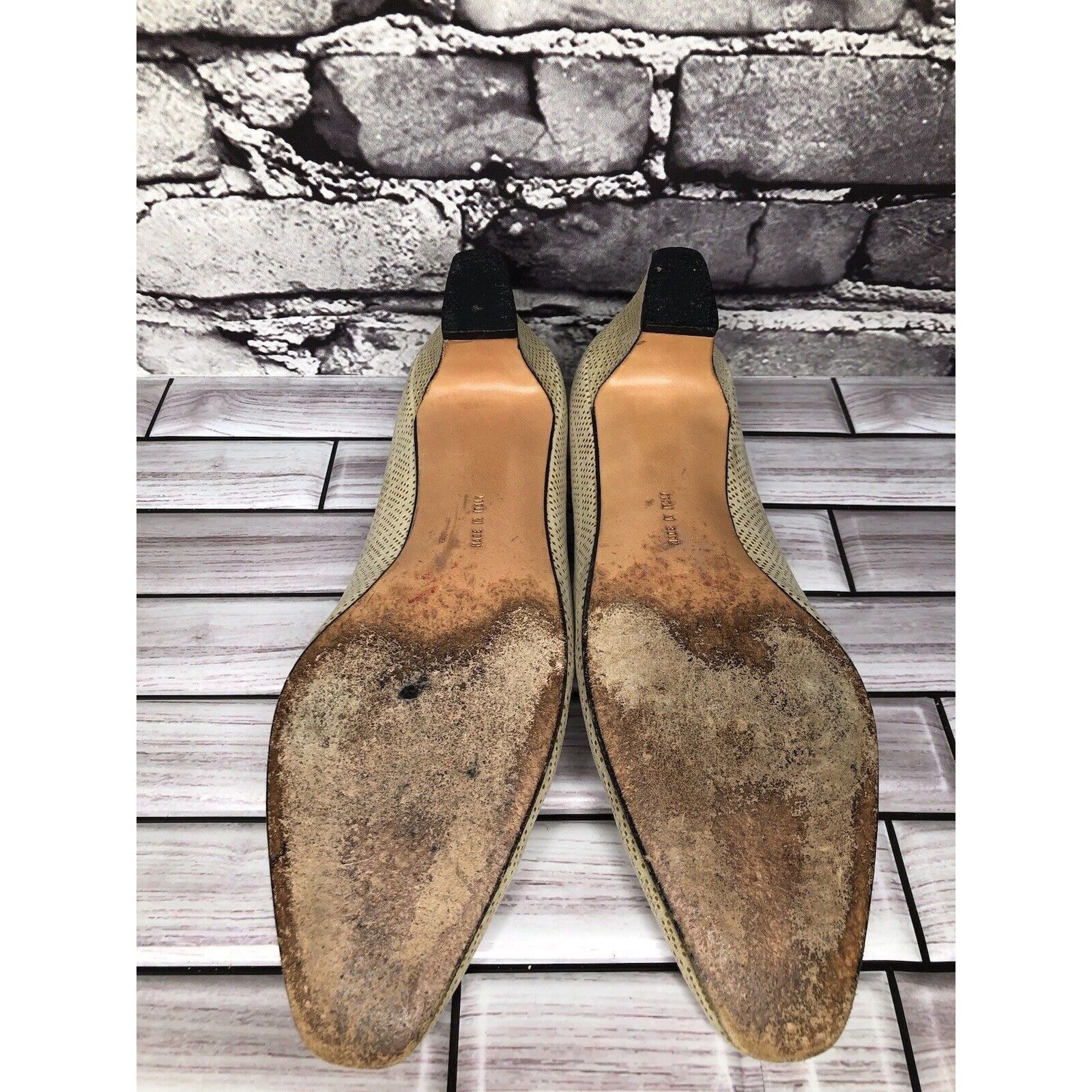 Salvatore Ferragamo Salvatore Ferragamo Beige Leather Geometric Dress Pump Heels Size US 7.5 / IT 37.5 - 7 Thumbnail