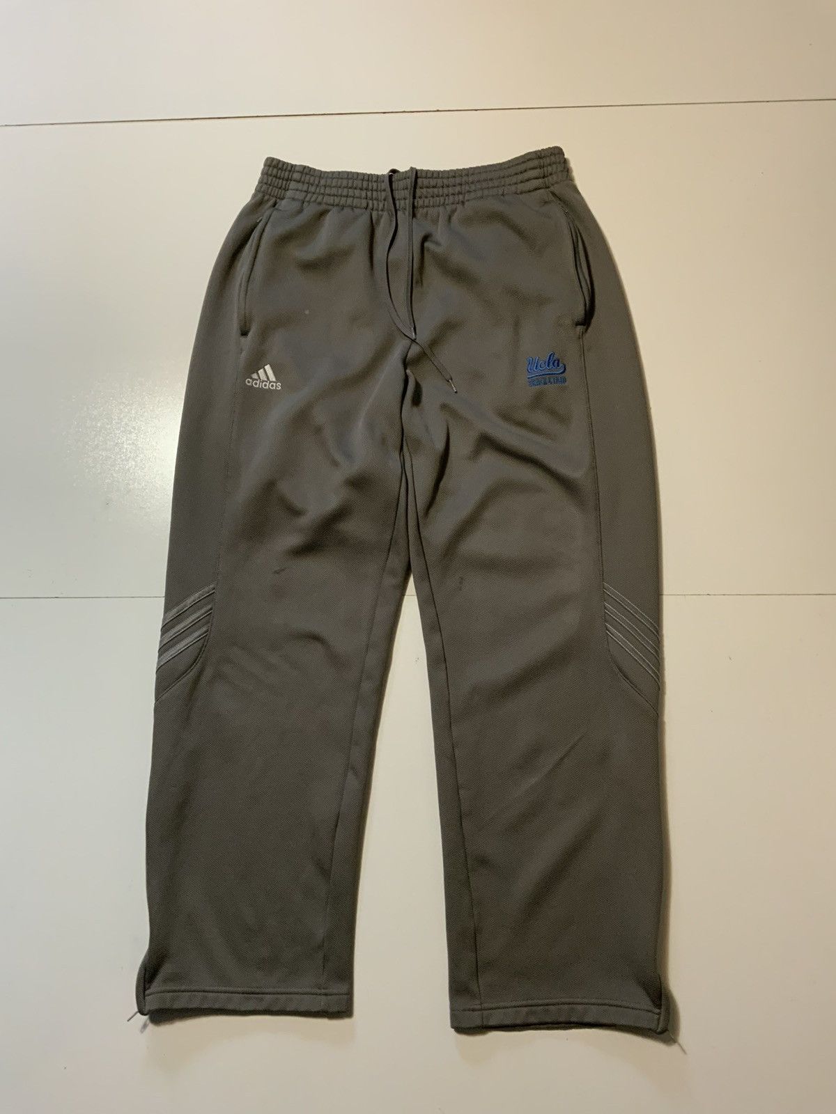 Adidas Adidas Climawarm UCLA Bruins Team Issue Track & Field Pants Size US 34 / EU 50 - 1 Thumbnail