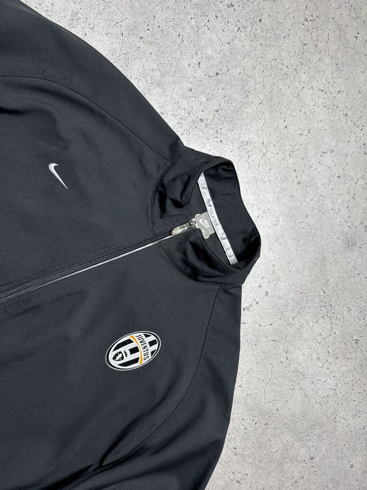 Nike Nike FC Juventus Football Track Jacket Soccer Black Vintage Size US XL / EU 56 / 4 - 4 Thumbnail