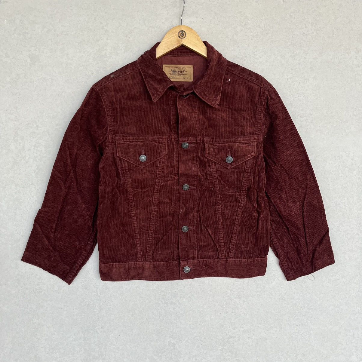 Other Vintage Levi’s Corduroy Jacket With Button-up Red Colour Size US M / EU 48-50 / 2 - 1 Thumbnail