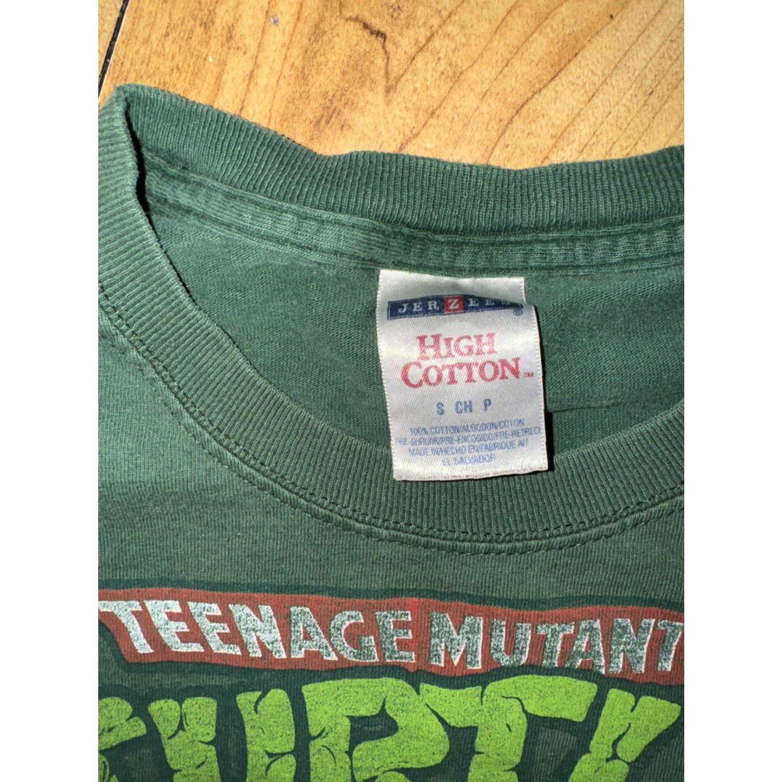 Vintage VINTAGE TMNT T-SHIRT Green Small Mens Sculpted by Teenage Mutant Ninja Turtles T-Shirt 17x25 Small Green TMNT Men Shirts Mens Size US S / EU 44-46 / 1 - 3 Thumbnail