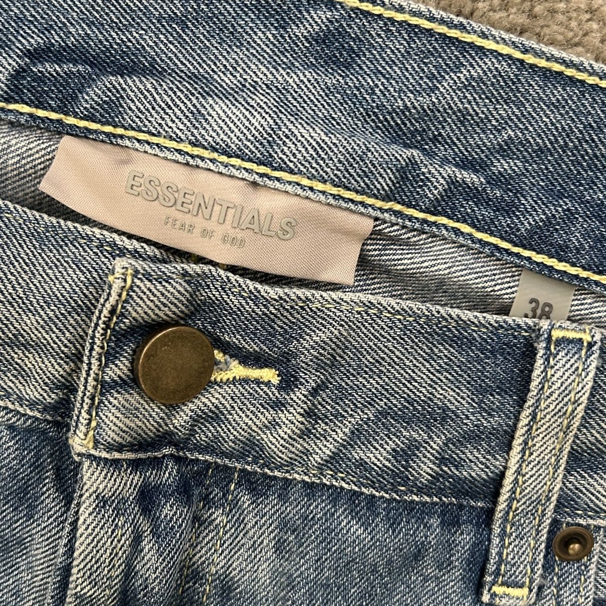 Fear of God FEAR OF GOD ESSENTIALS Blue Faded Jeans 5 Pocket Denim Size US 38 / EU 54 - 3 Thumbnail