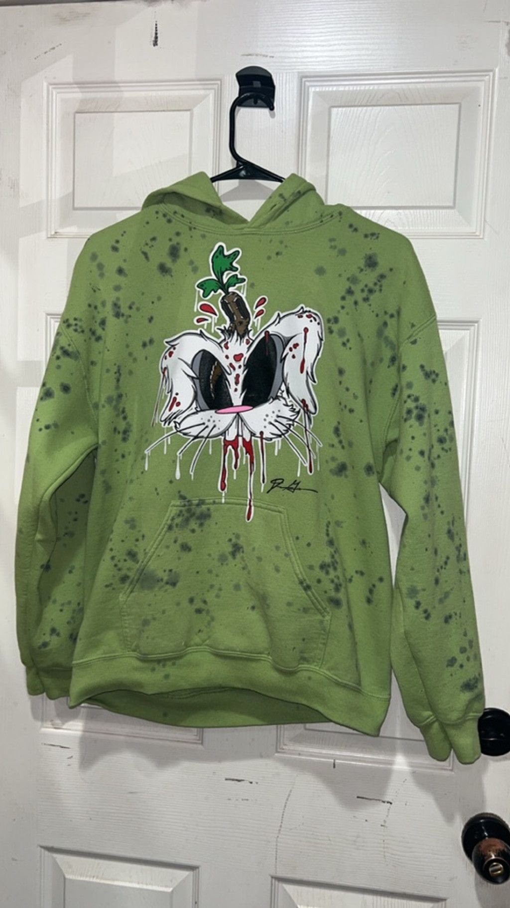 Gildan Men's Madnezz Green Bleached Graphic Hoodie M Size US M / EU 48-50 / 2 - 1 Thumbnail