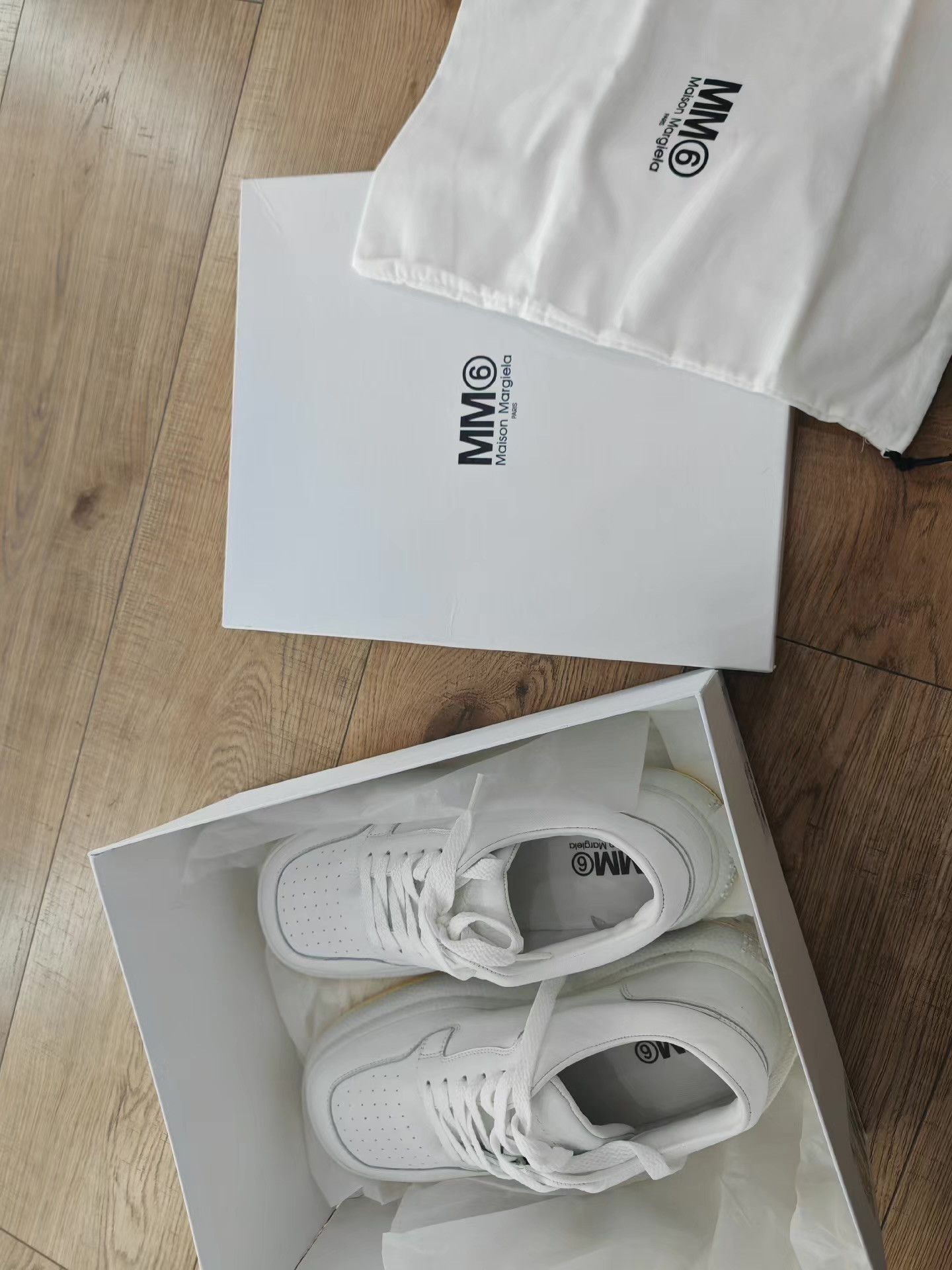 Maison Margiela Maison Margiela MM6 White Low-Top Sneakers Q15 Size US 8.5 / EU 41-42 - 3 Thumbnail