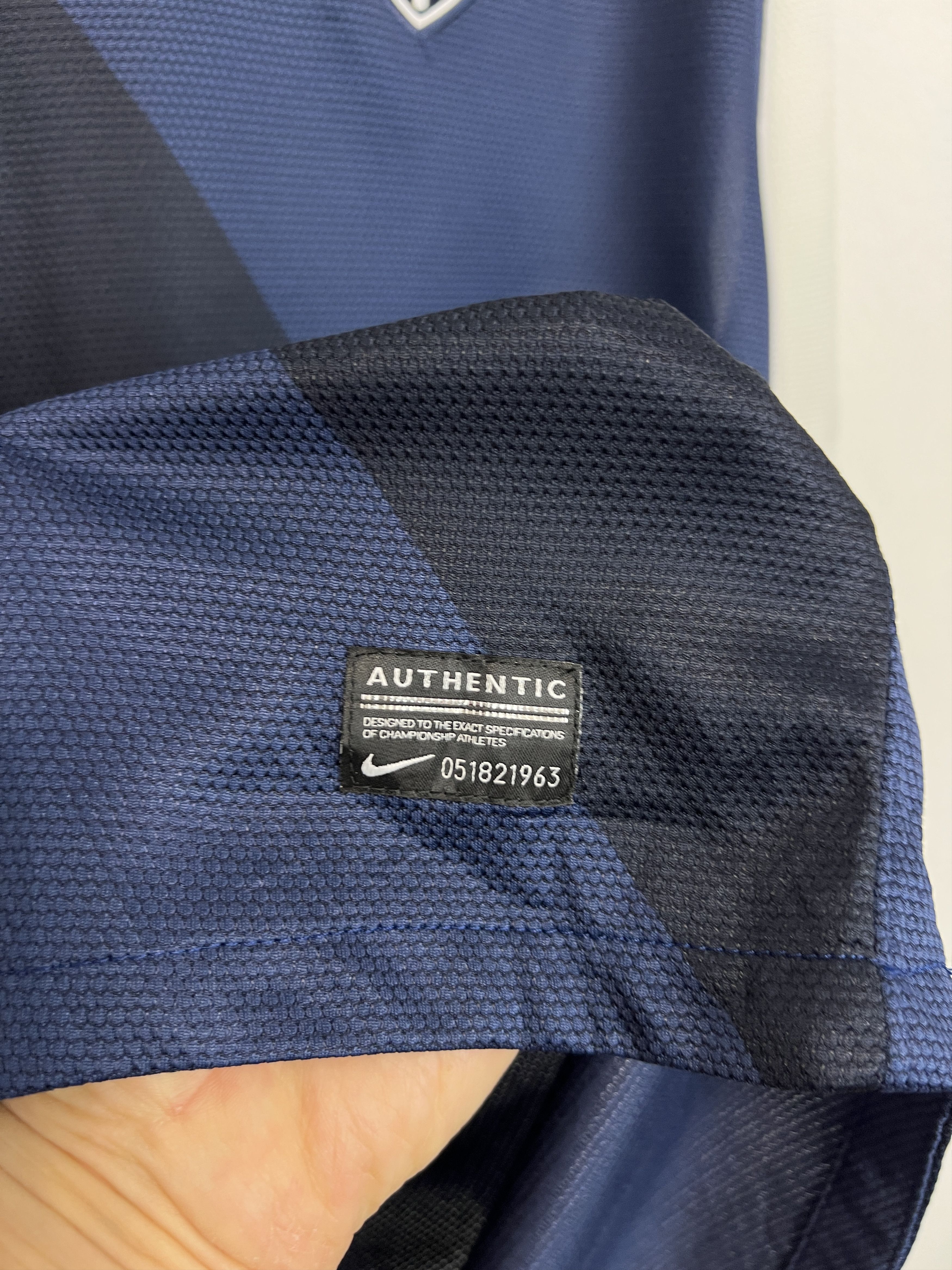 Nike USA Away football shirt 2012 Soccer #10 Lloyd Jersey Trikot Size US XL / EU 56 / 4 - 5 Thumbnail