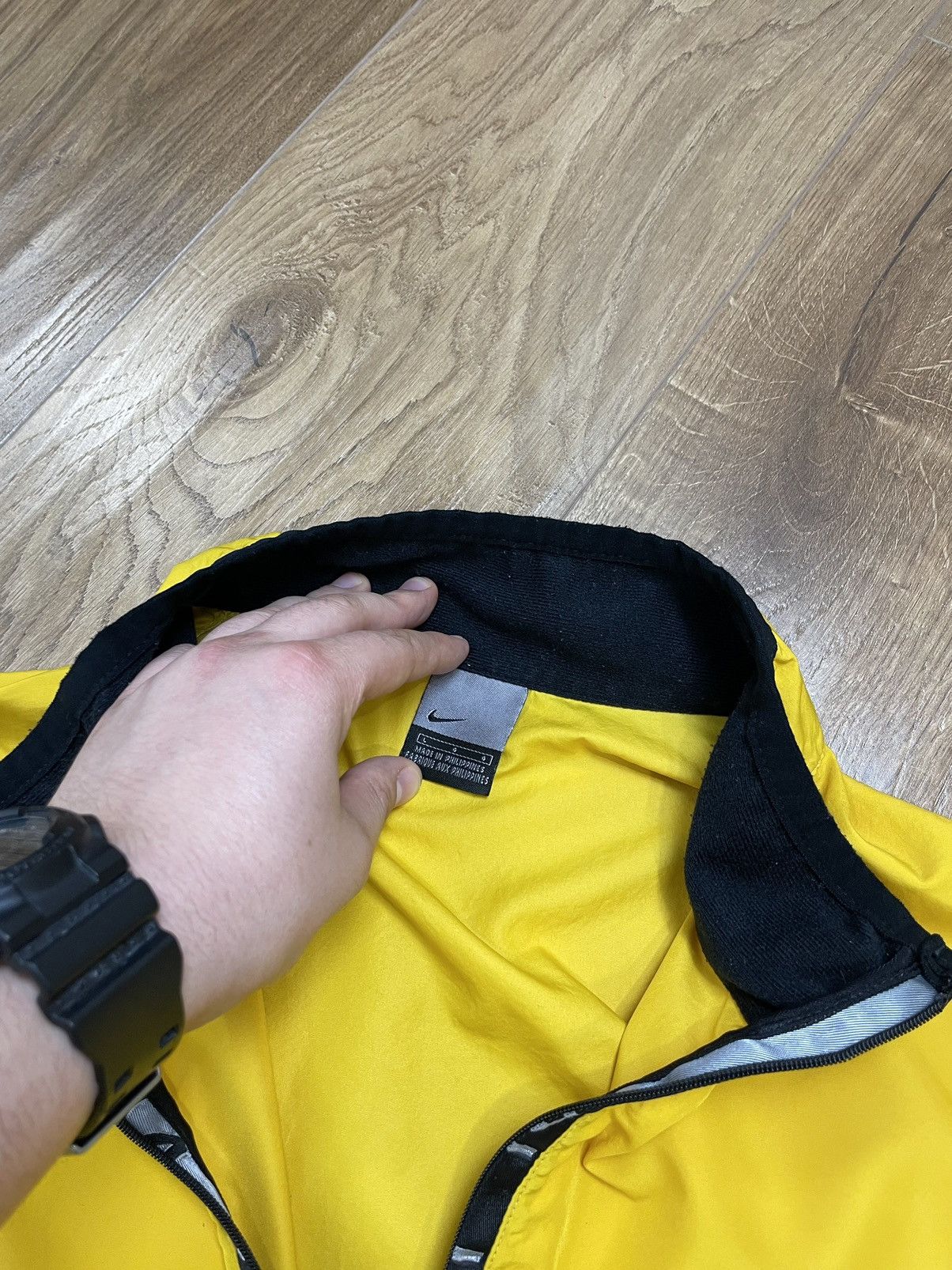 Nike Vintage Nike Y2K Style Hot Yellow Logo Anorak Bomber Jacket Size US L / EU 52-54 / 3 - 13 Thumbnail