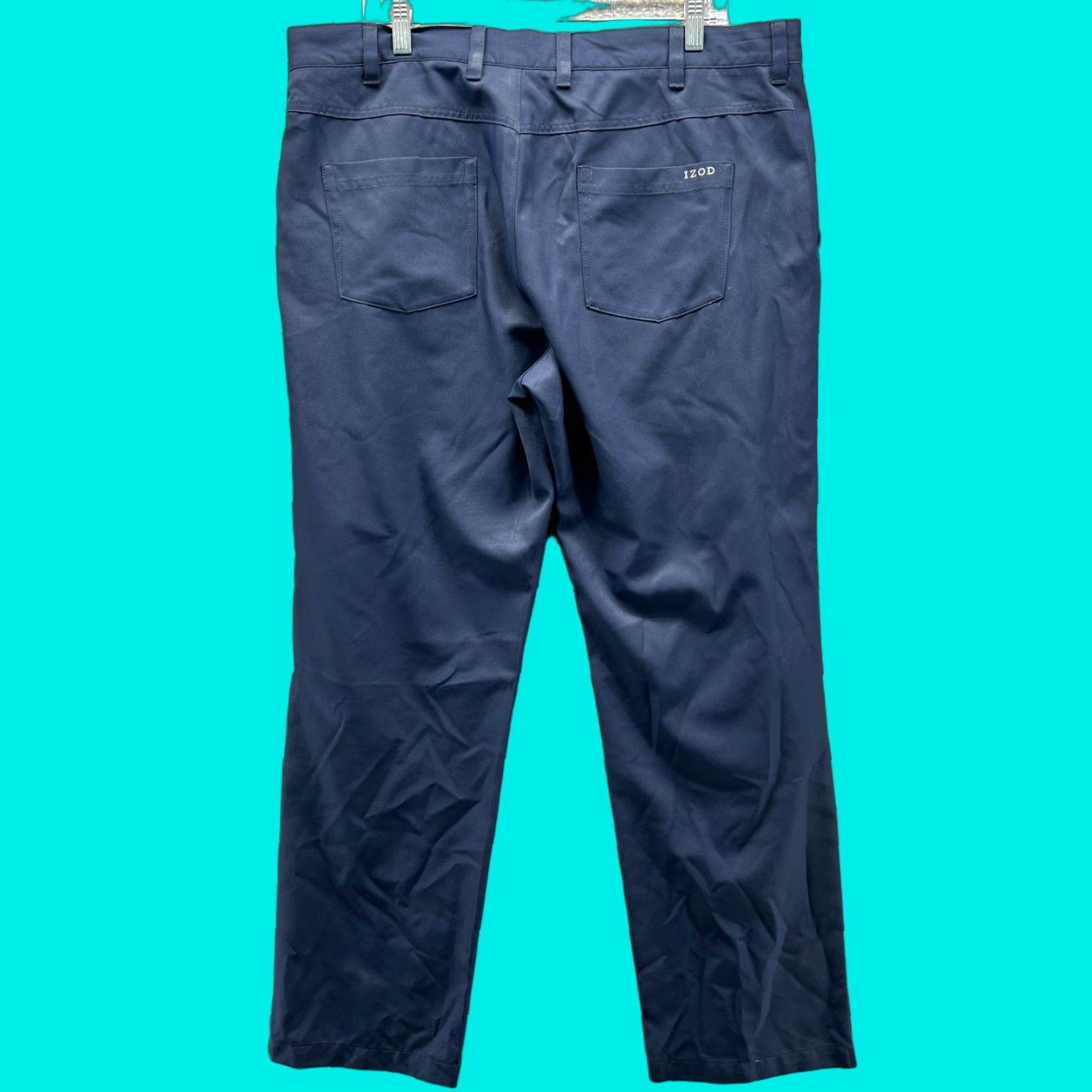 Izod Izod Pants Men 38x32 Chino Flat Front Athletic Black Jeans? (Note: "Jeans" not in original) Size US 38 / EU 54 - 1 Thumbnail