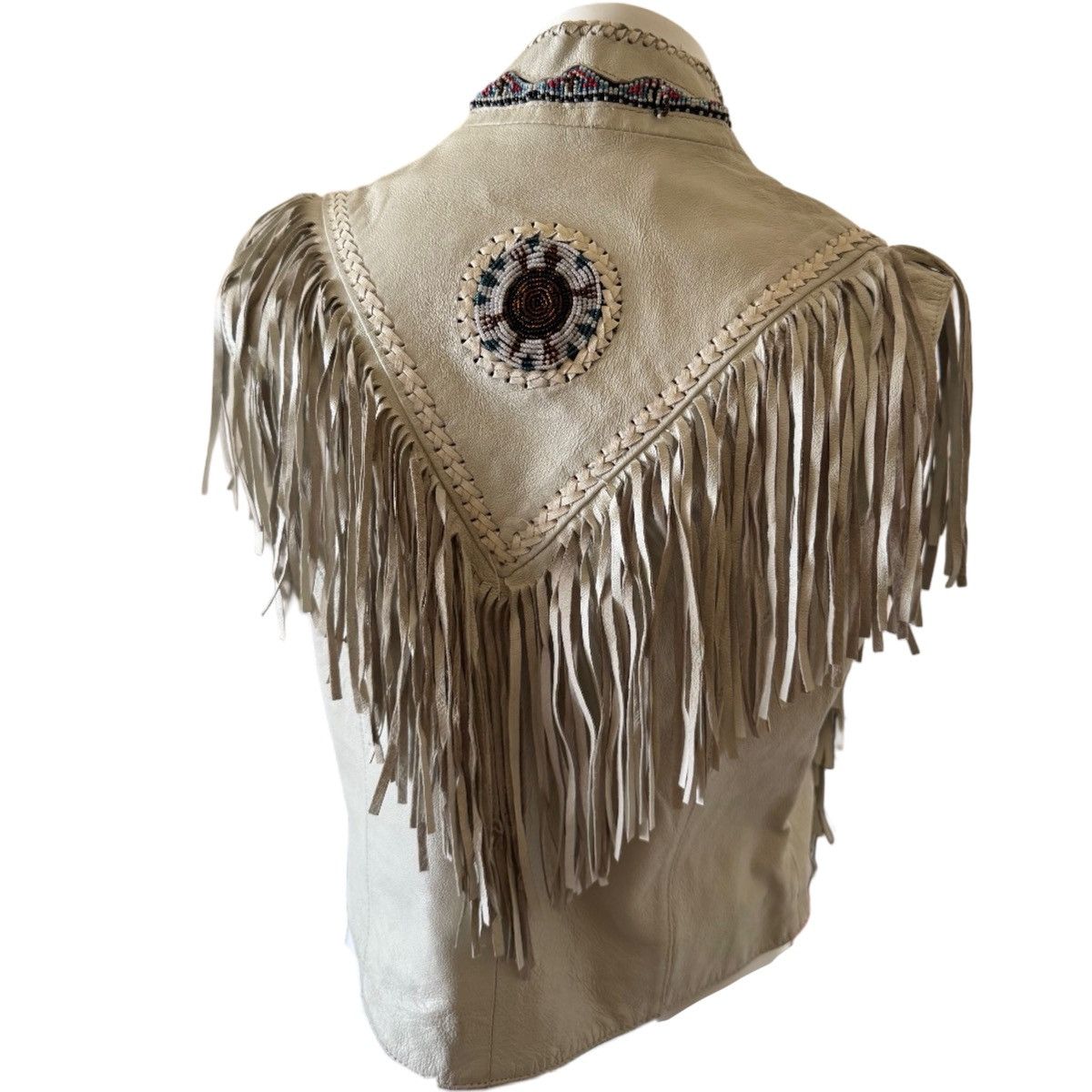 Other Bikers Apparel 2XL leather cream fringe vest epaulette bead Size XXL / US 16-18 / IT 52-54 - 2 Thumbnail