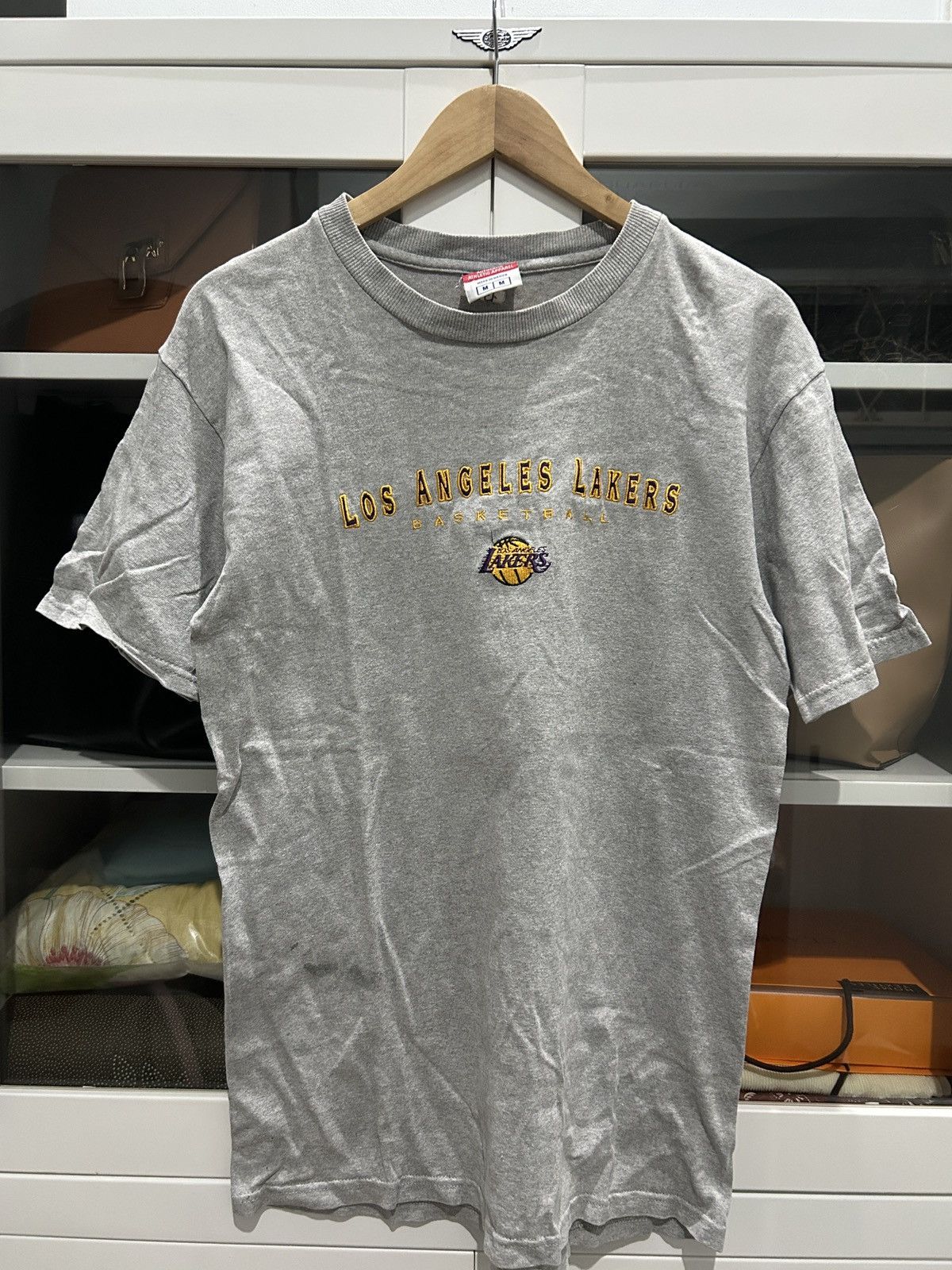 Champion × NBA × Vintage Vintage Champion Los Angeles Lakers T-shirt Size US XS / EU 42 / 0 - 1 Thumbnail