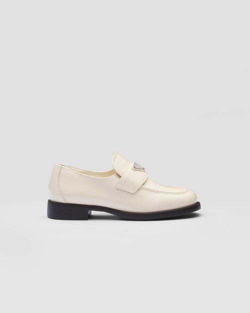 Prada o1B3y1r0426 Patent Leather Loafers in Ivory Size US 6 / IT 36 - 1 Preview