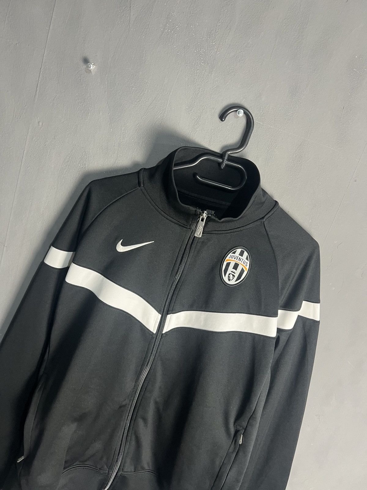 Nike Nike Vintage Juventus Zip Soccer jersey Size US L / EU 52-54 / 3 - 2 Thumbnail